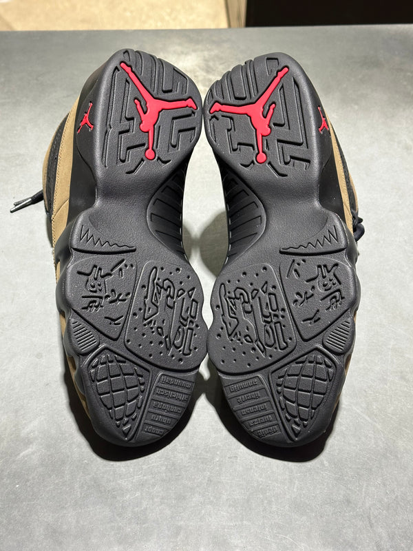 Air Jordan 9 Retro - Olive Size 8.5