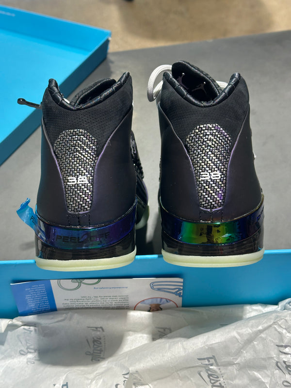 Air Jordan 17 Retro DB21 - Doernbecher Size 9.5