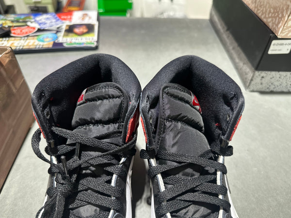Air Jordan 1 Retro High OG - Black Toe Reimagined Size 11