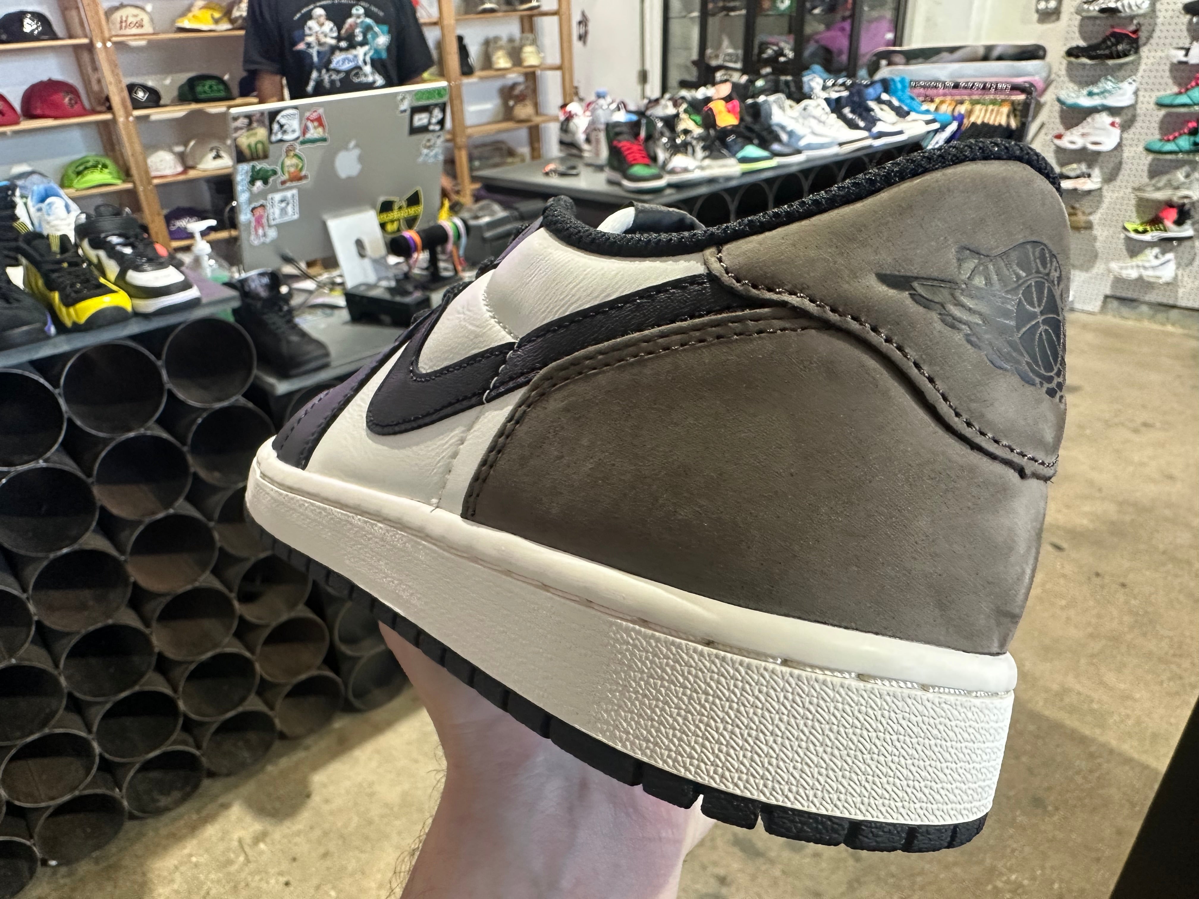 Air Jordan 1 Retro Low OG - Mocha