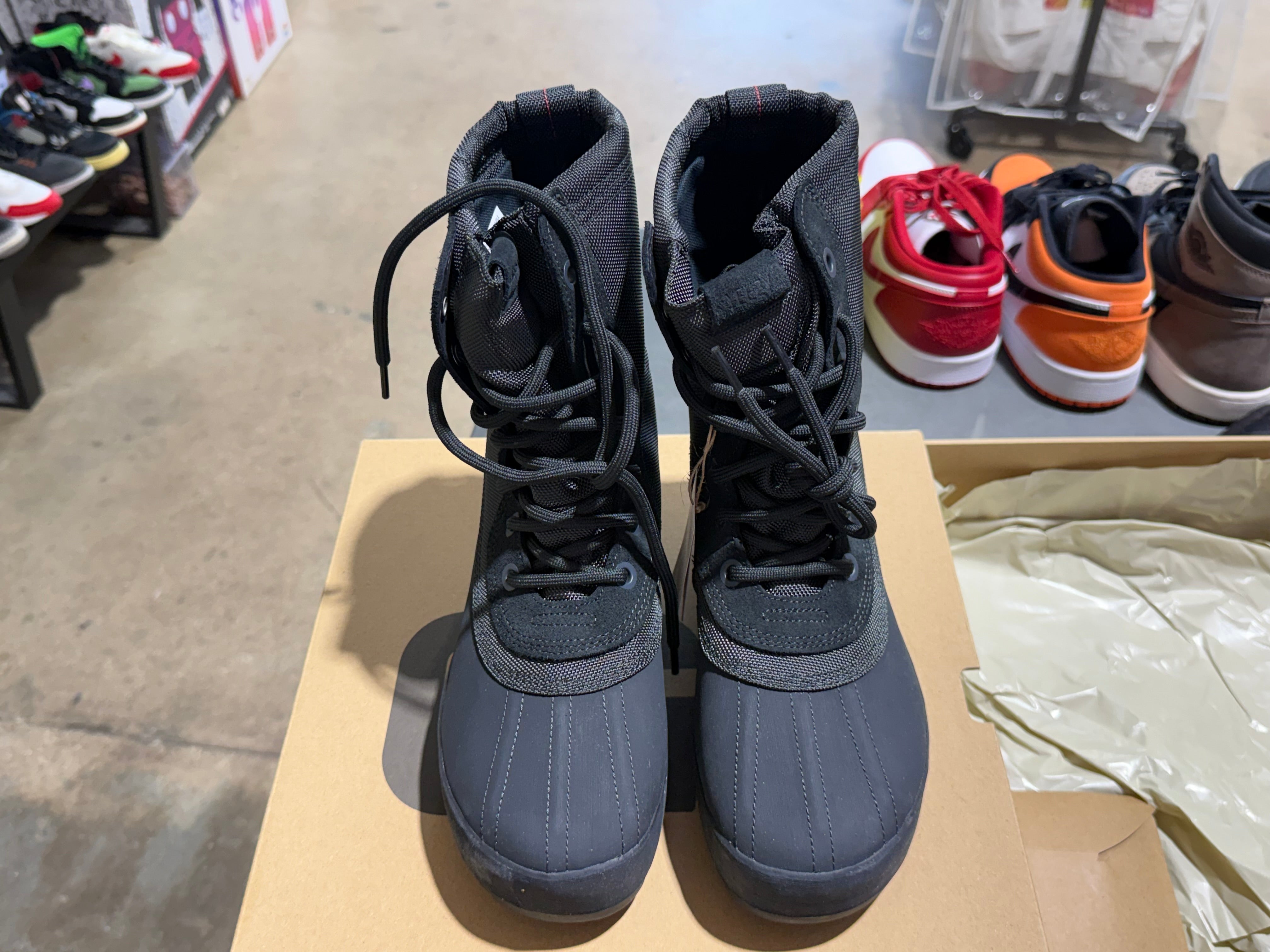 Adidas Yeezy 950 M - Pirate Black Size 6