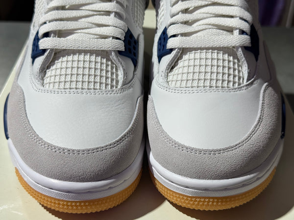 Air Jordan 4 Retro SP x Nike SB - Navy Size 10.5