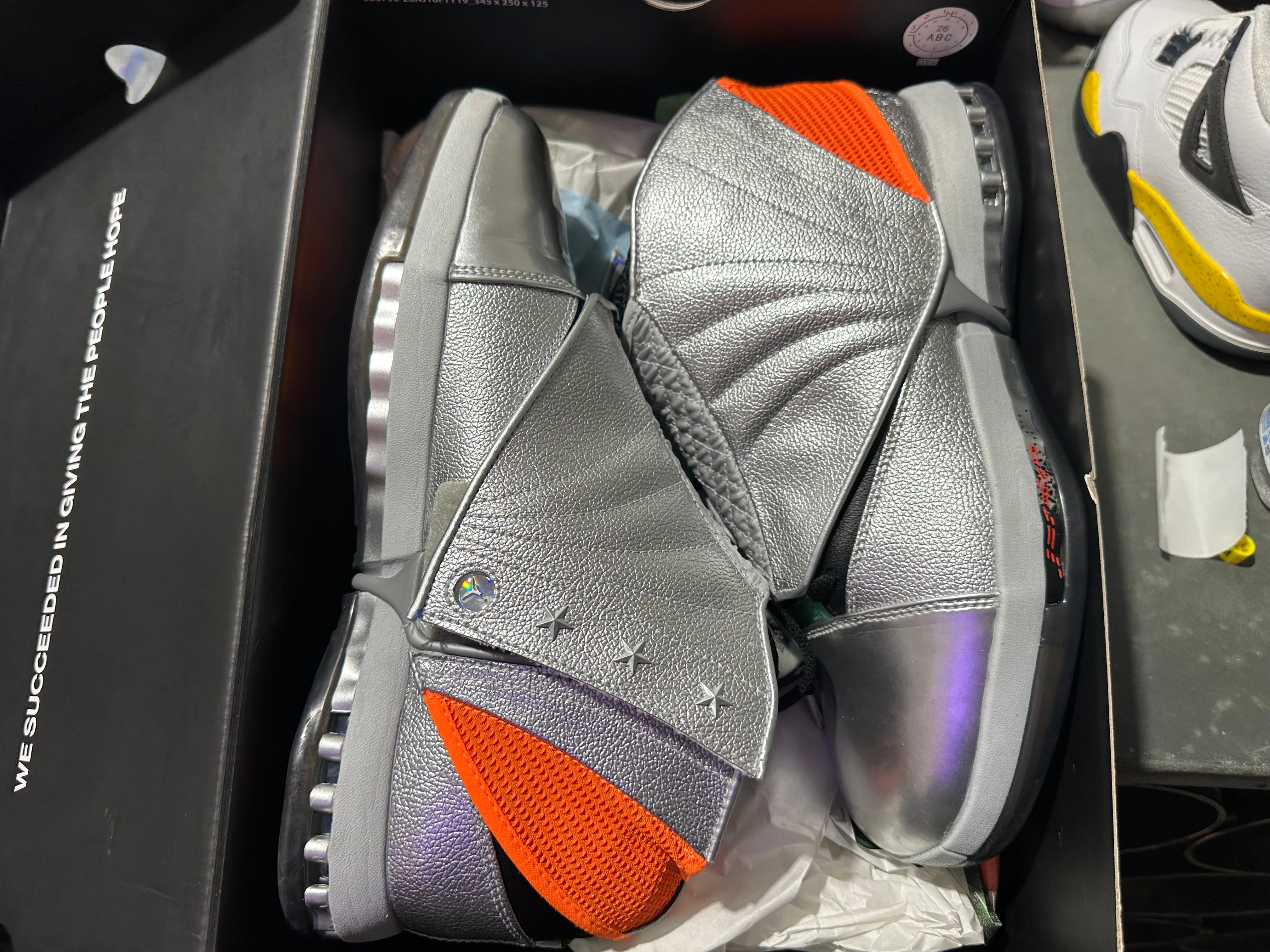 Air Jordan 16 Reto FTY SP - Free The Youth Size 9.5