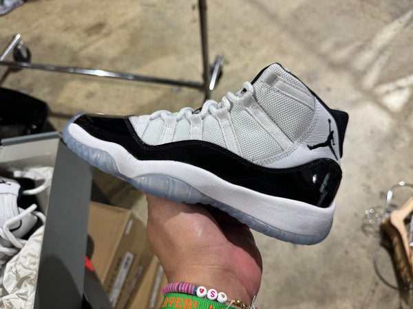 Air Jordan 11 Retro (GS) - 2018 Concord Size 4.5Y