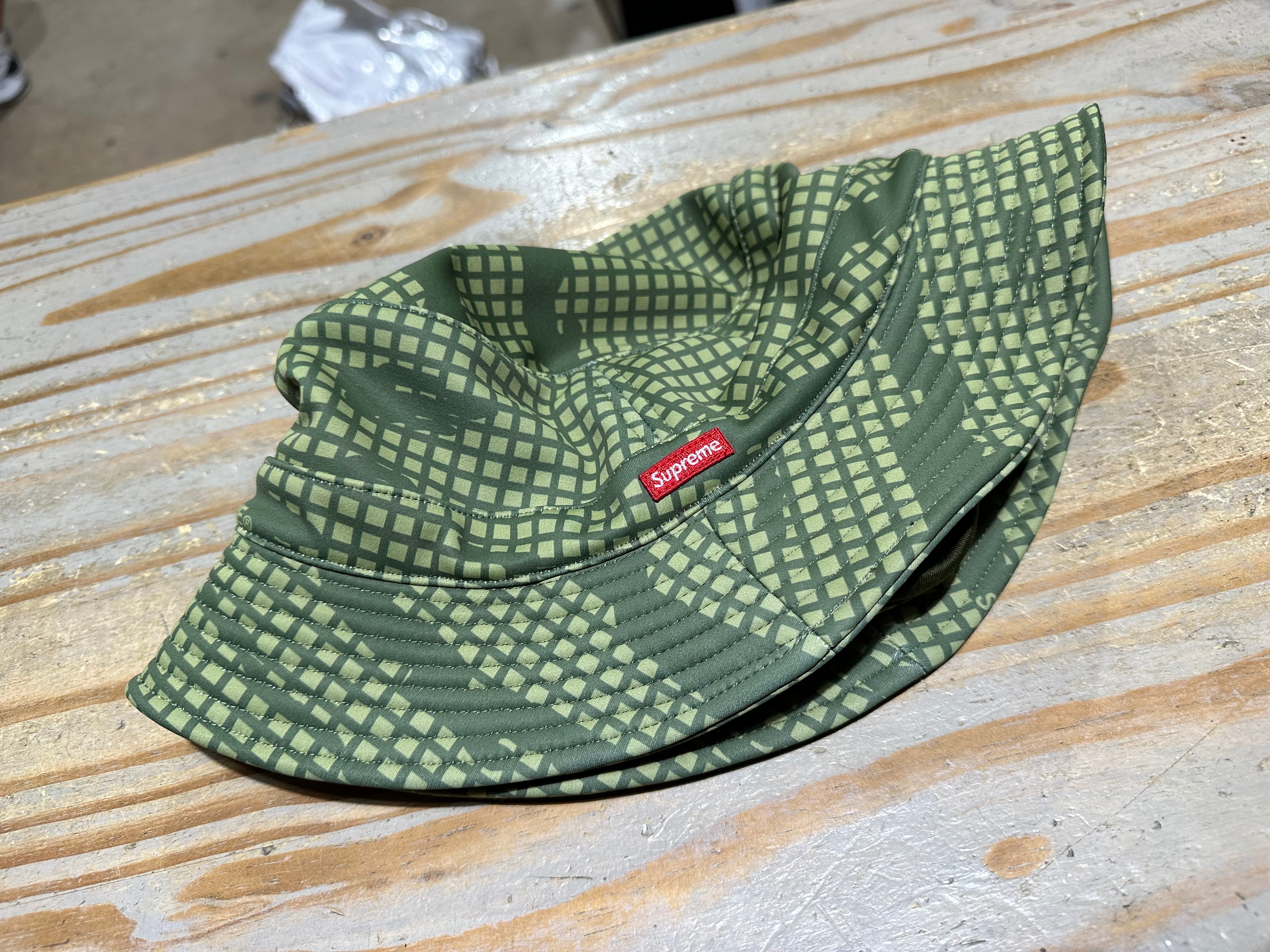 NEW Supreme WINDSTOPPER Earflap Crusher - Olive camo Size M/L