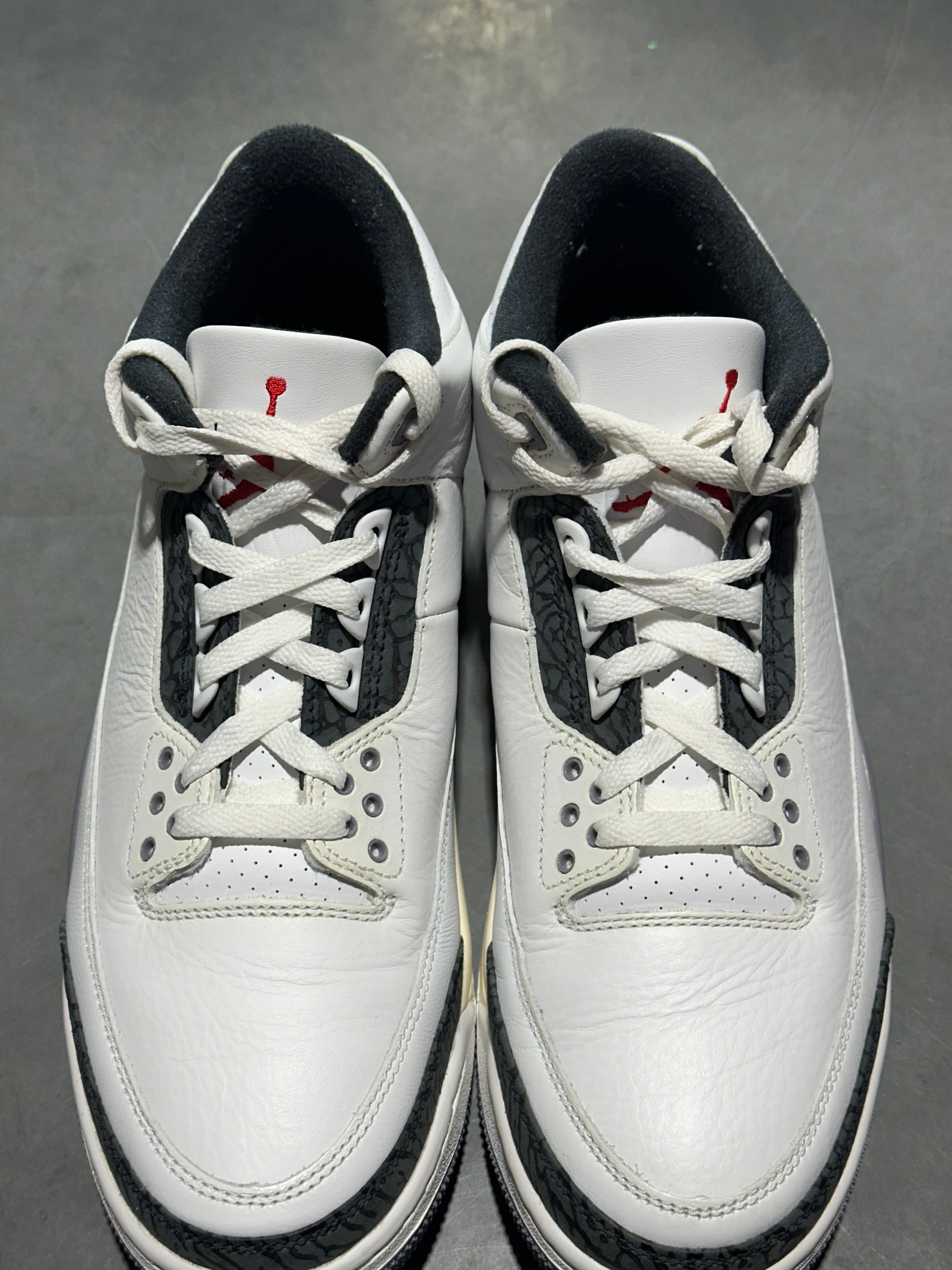 Air Jordan 3 Retro - Cement Grey Size 10