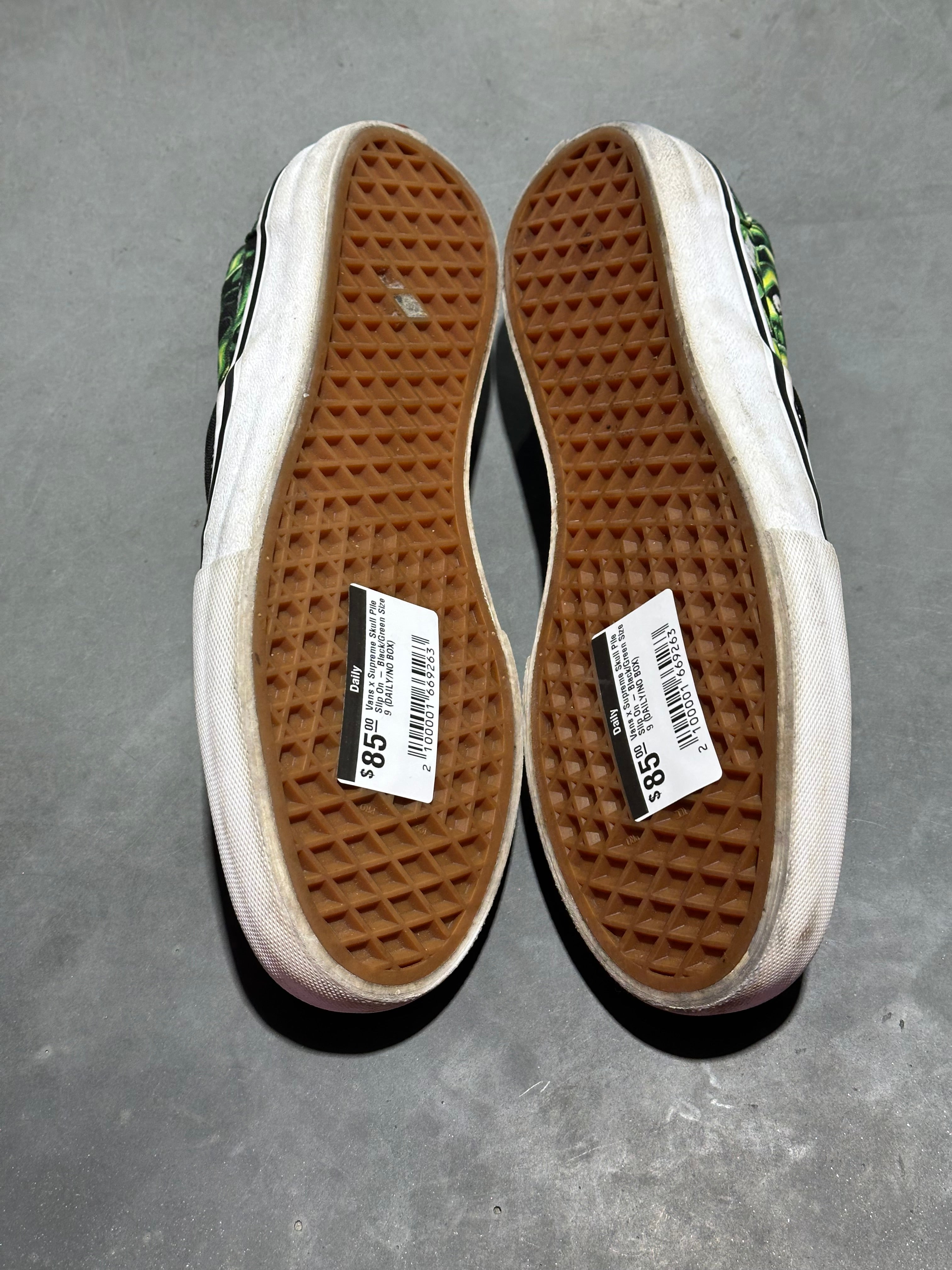 Vans x Supreme Skull Pile Slip On - Black/Green Size 9