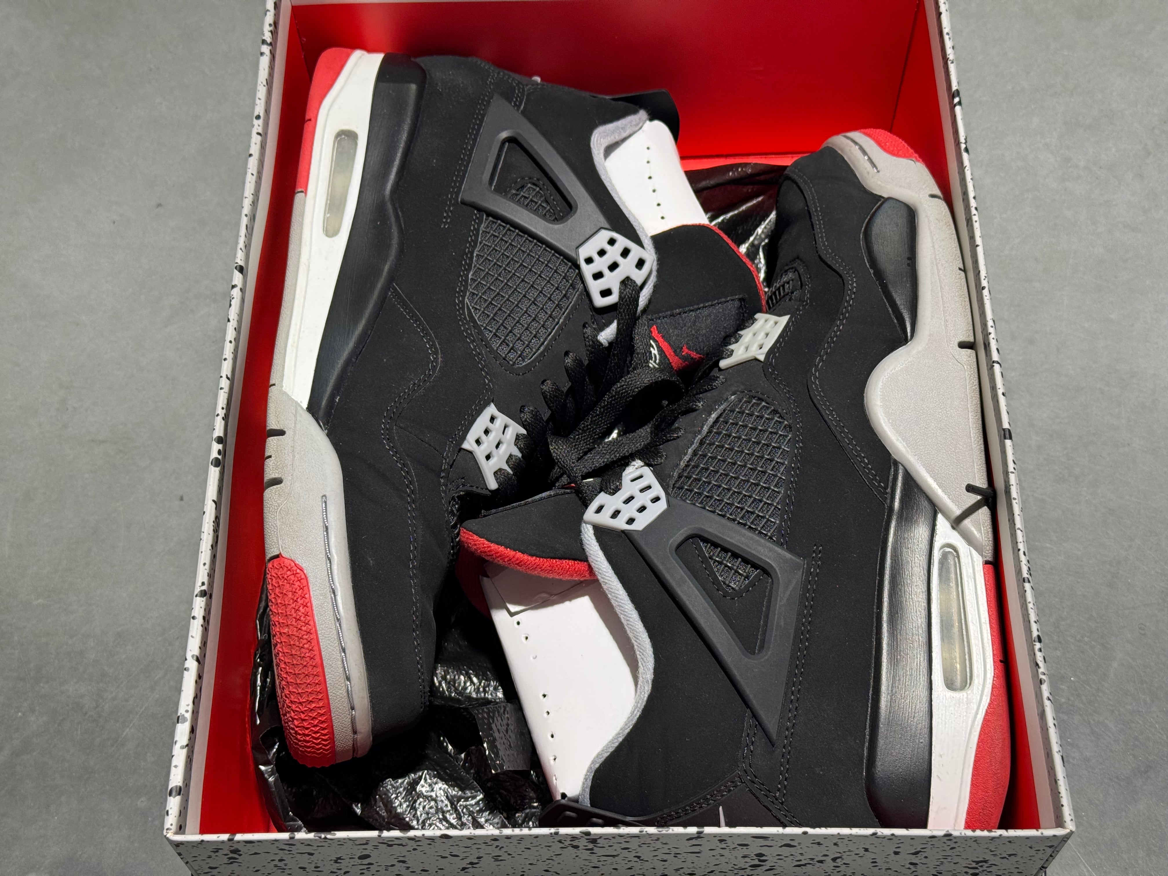 Air Jordan 4 Retro OG - Bred 2019 Size 11