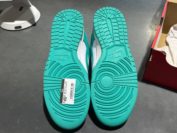 Nike Dunk Low - Clear Jade Size 10.5