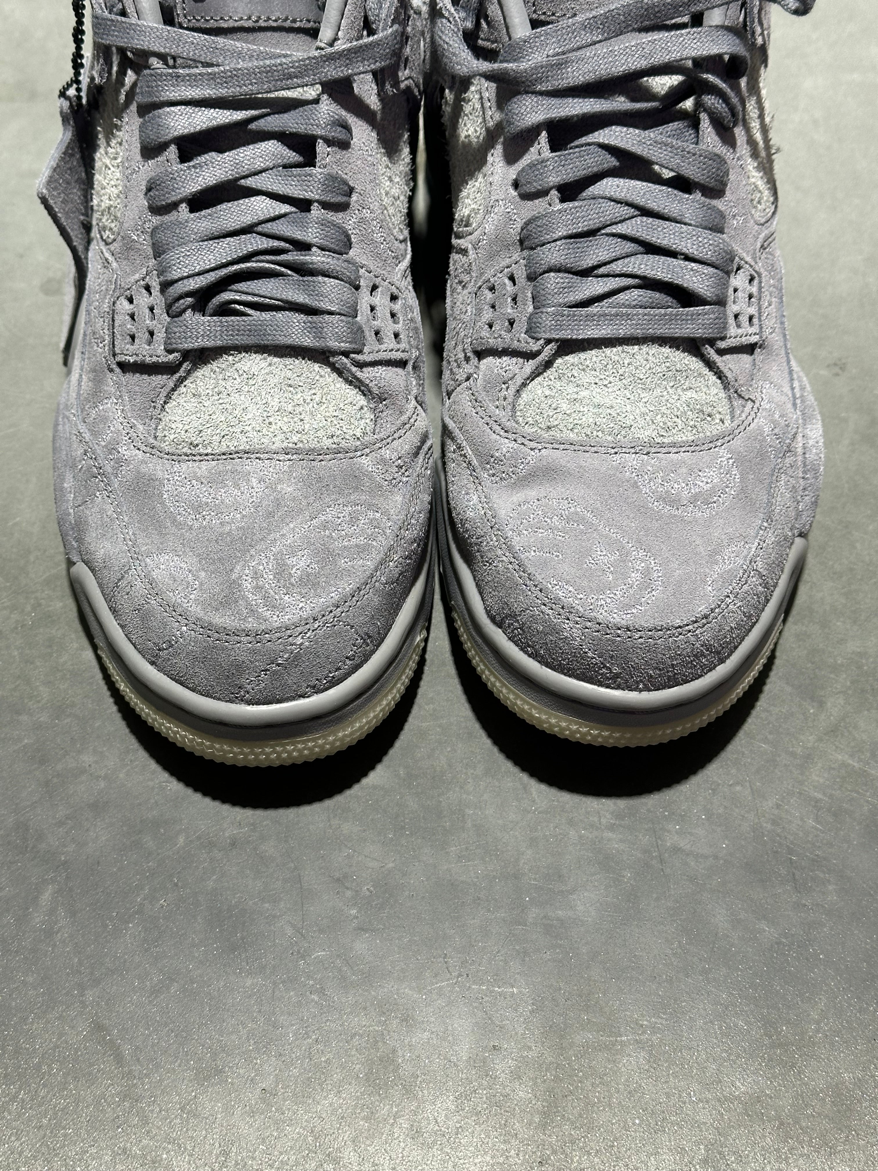 Air Jordan Retro Kaws - Grey Size 10.5