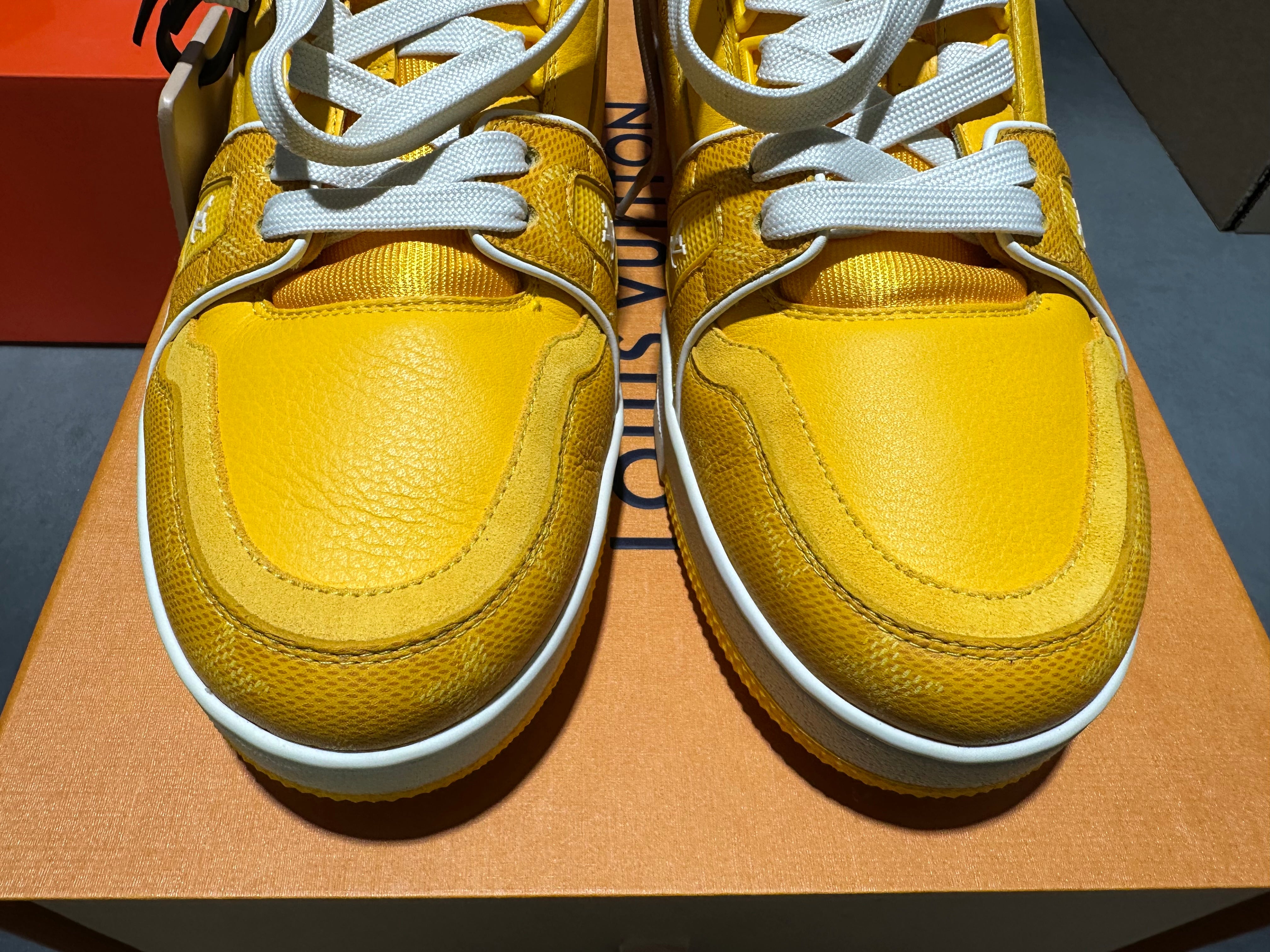 Louis Vuitton LV Trainer - NYC 57th Street/Yellow Size 11LV/12.5US
