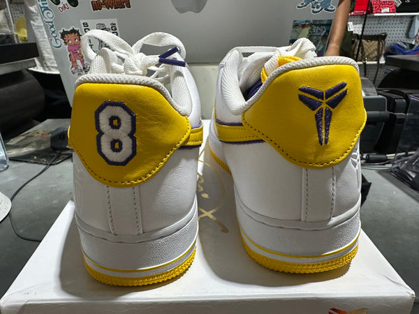 Nike Air Force 1 Low Retro QS KB - Kobe Bryant/White Size 10.5