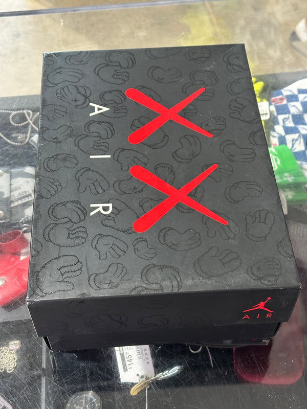Air Jordan 4 Retro Kaws - Black Size 8