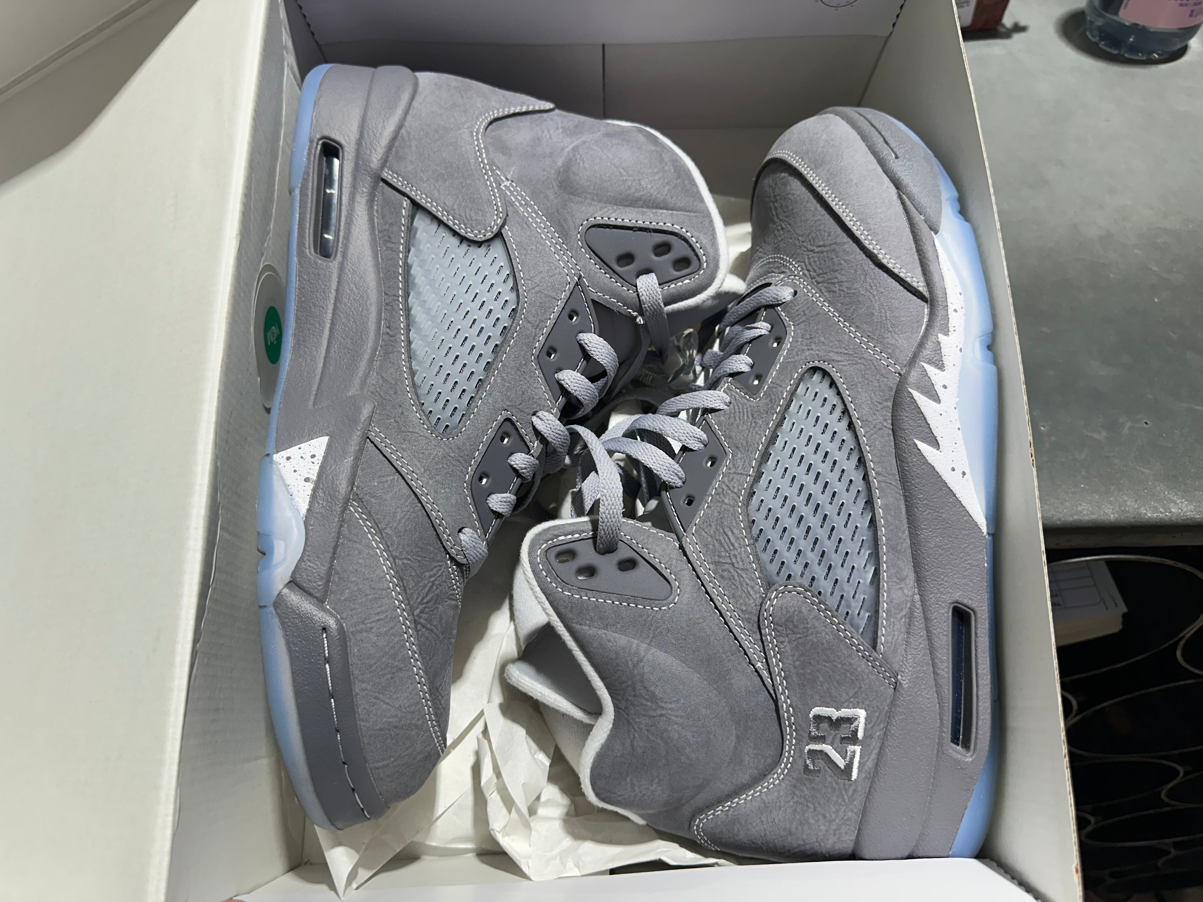 Air Jordan 5 Retro - Wolf Grey Size 12