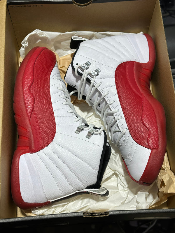 Air Jordan 12 Retro - Cherry Size 9