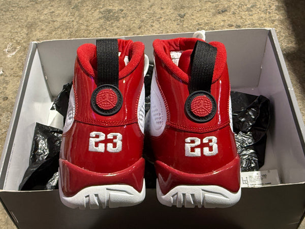 Air Jordan 9 Retro - Gym Red Size 10.5