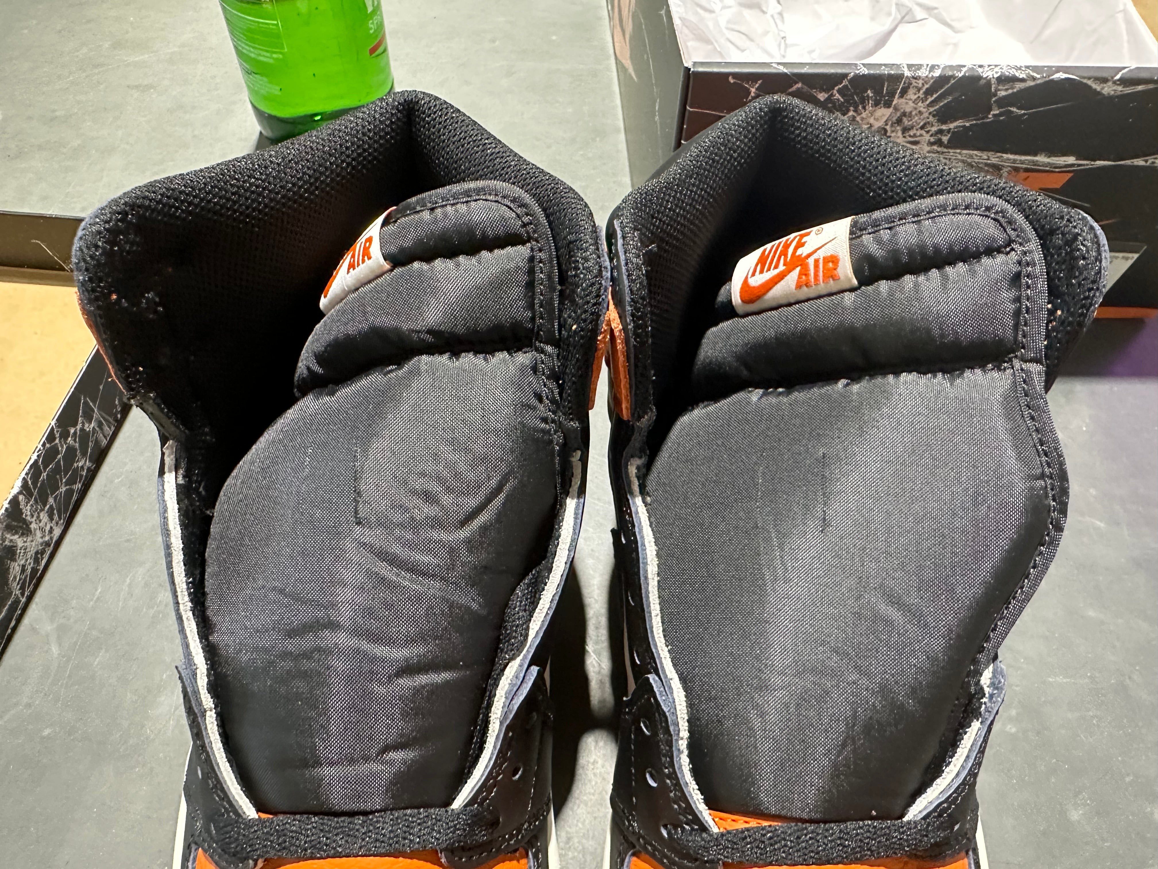 Air Jordan 1 Retro High OG - SBB Size 9