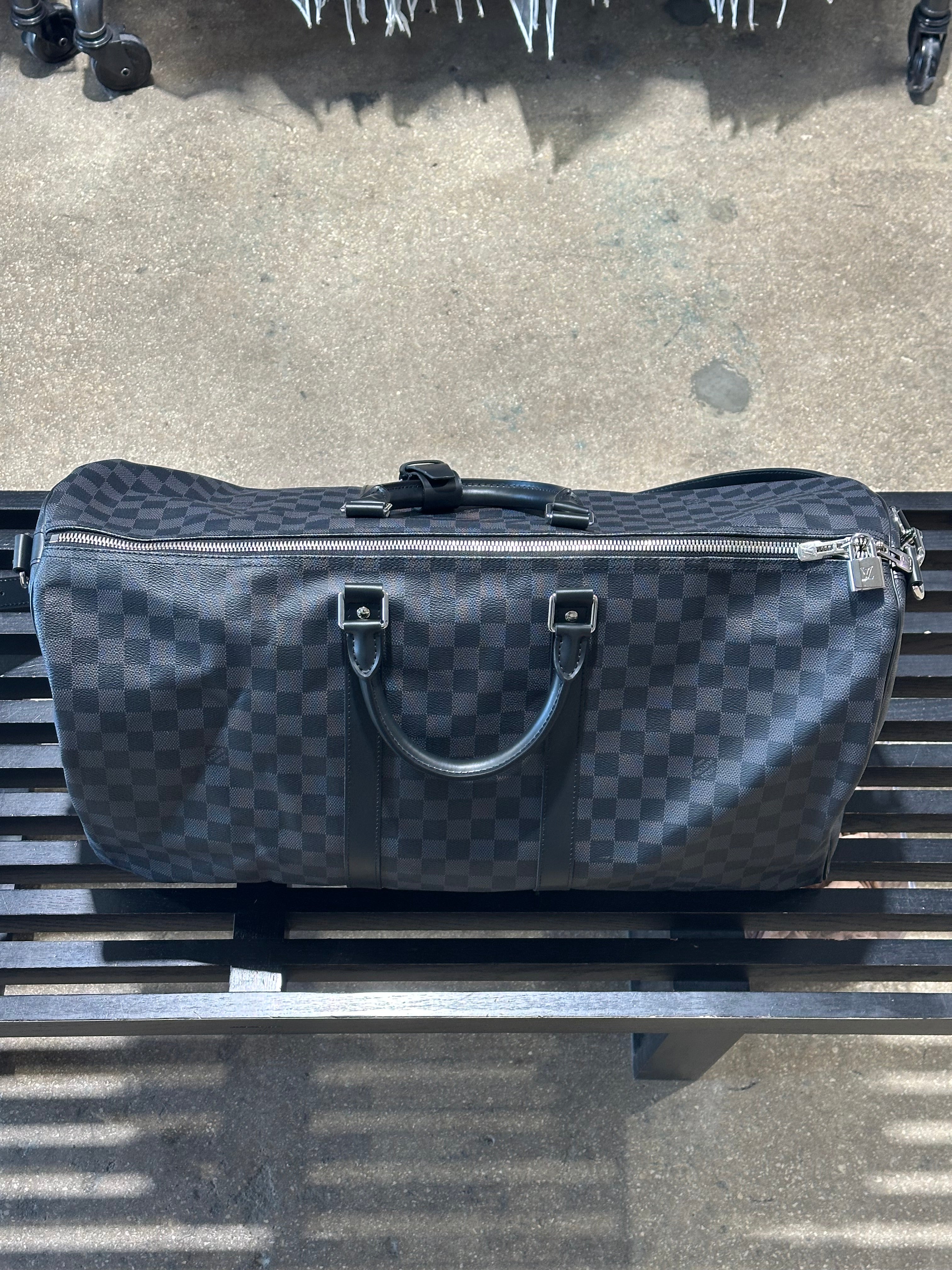 CLEAN Louis Vuitton Damier 55 Keepall Bag