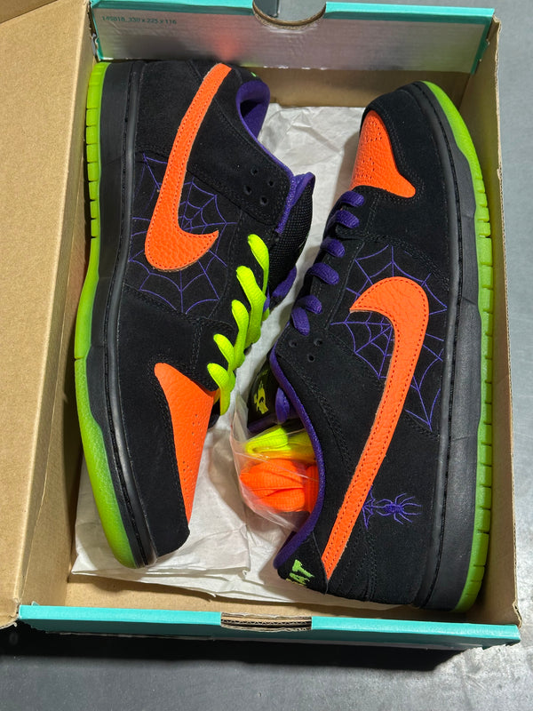 Nike SB Dunk Low Pro - Night Of Mischief Size 11
