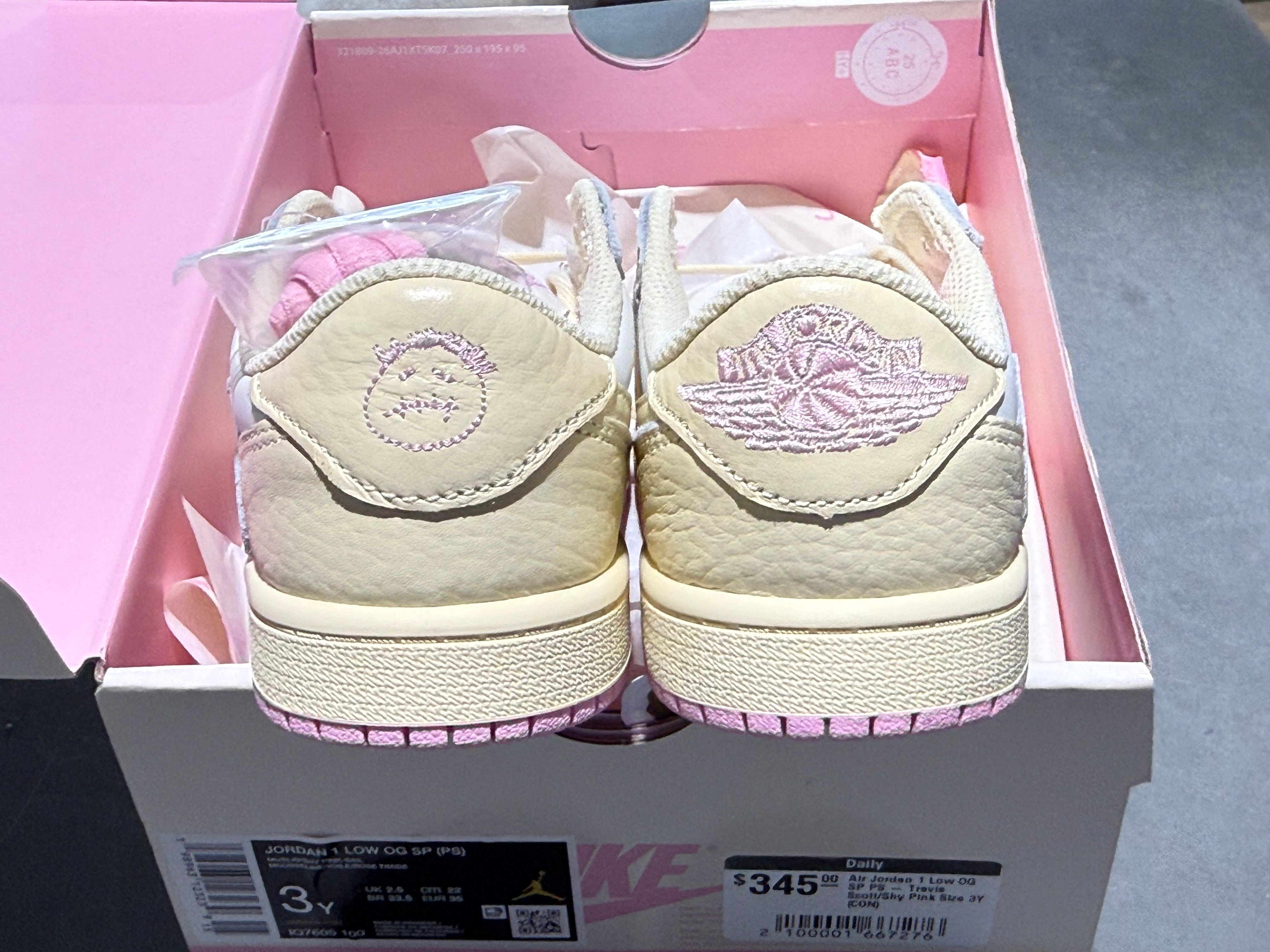 Air Jordan 1 Low OG SP (PS) - Travis Scott/Shy Pink Size 3Y
