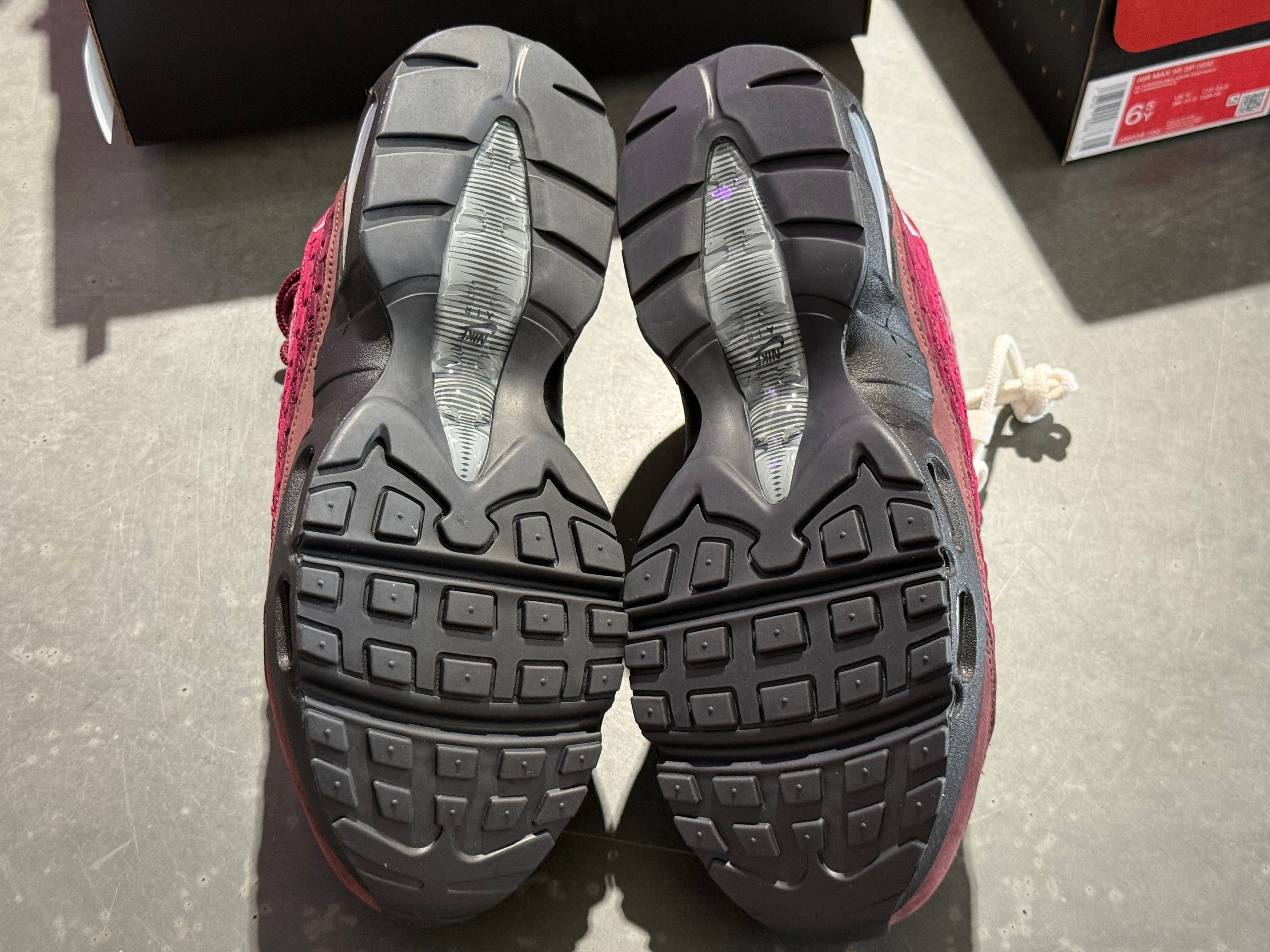 Nike Air Max 95 SP (GS) Kith - El Dorado Size 6.5Y