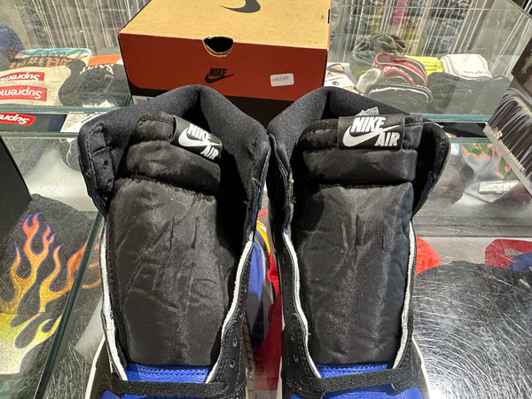 Air Jordan 1 Retro High OG - Royal Toe Size 10.5