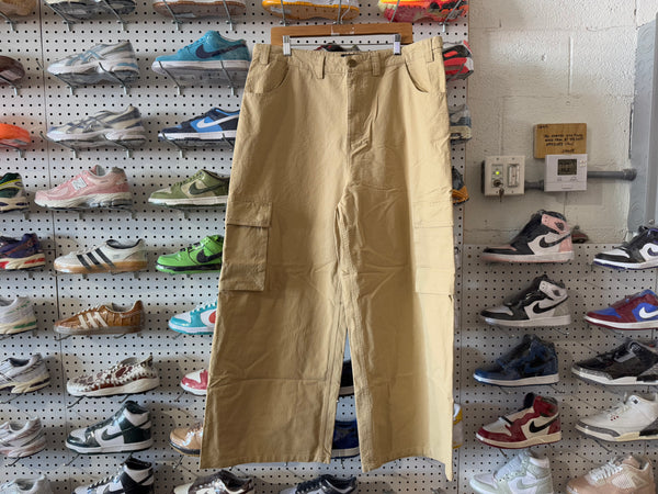 NEW Hidden Season Khakis
