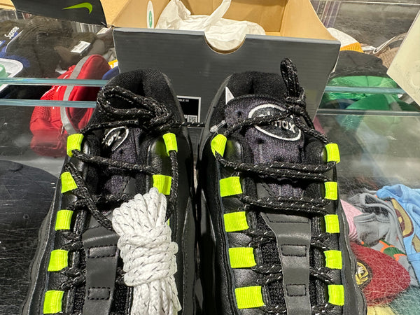 Nike Air Max 95 x Atmos - HarajukuSize 9.5