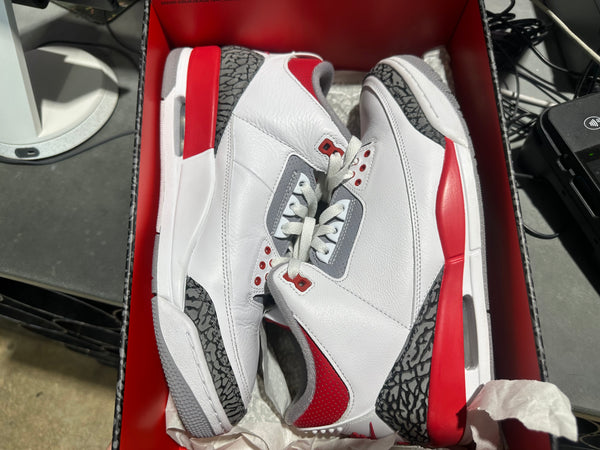 Air Jordan 3 Retro - Fire Red Size 10