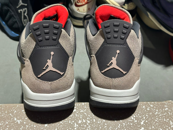 Air Jordan 4 Retro - Taupe Size 10.5