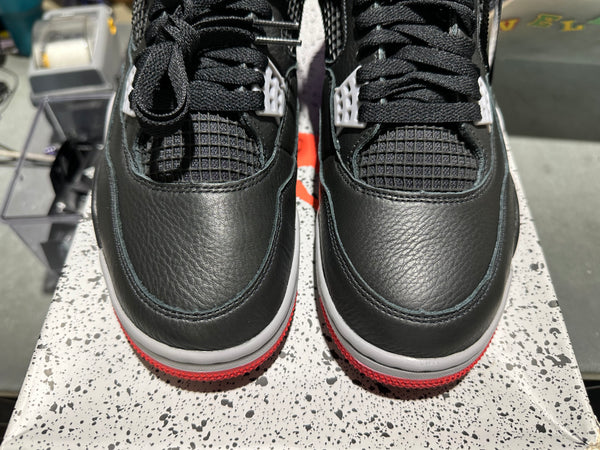 Air Jordan 4 Retro - Bred Reimagined Size 11