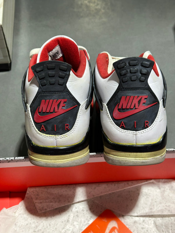Air Jordan 4 Retro - Fire Red 2020 Size 10.5