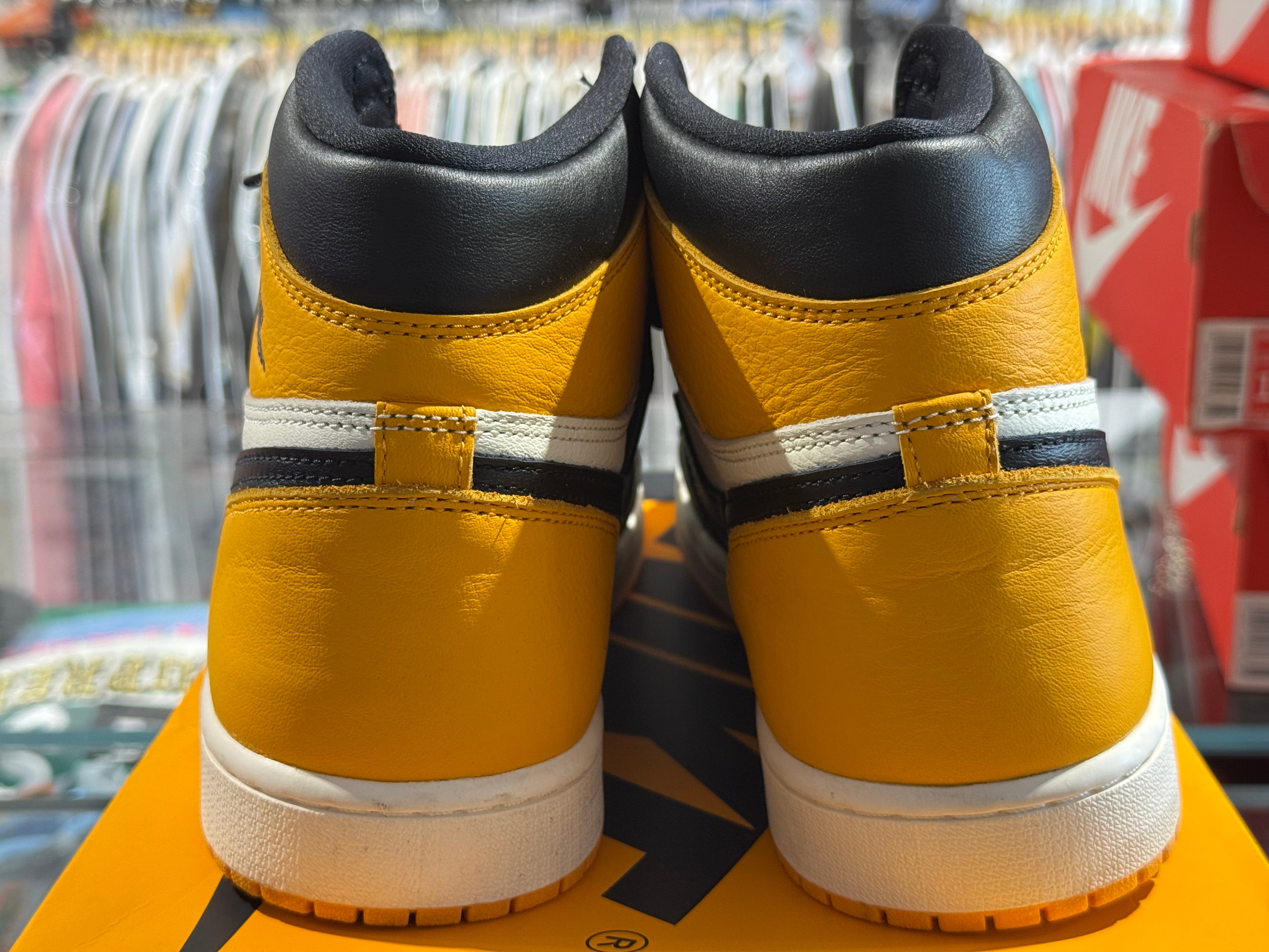 Air Jordan 1 Retro High OG - Taxi Size 11.5