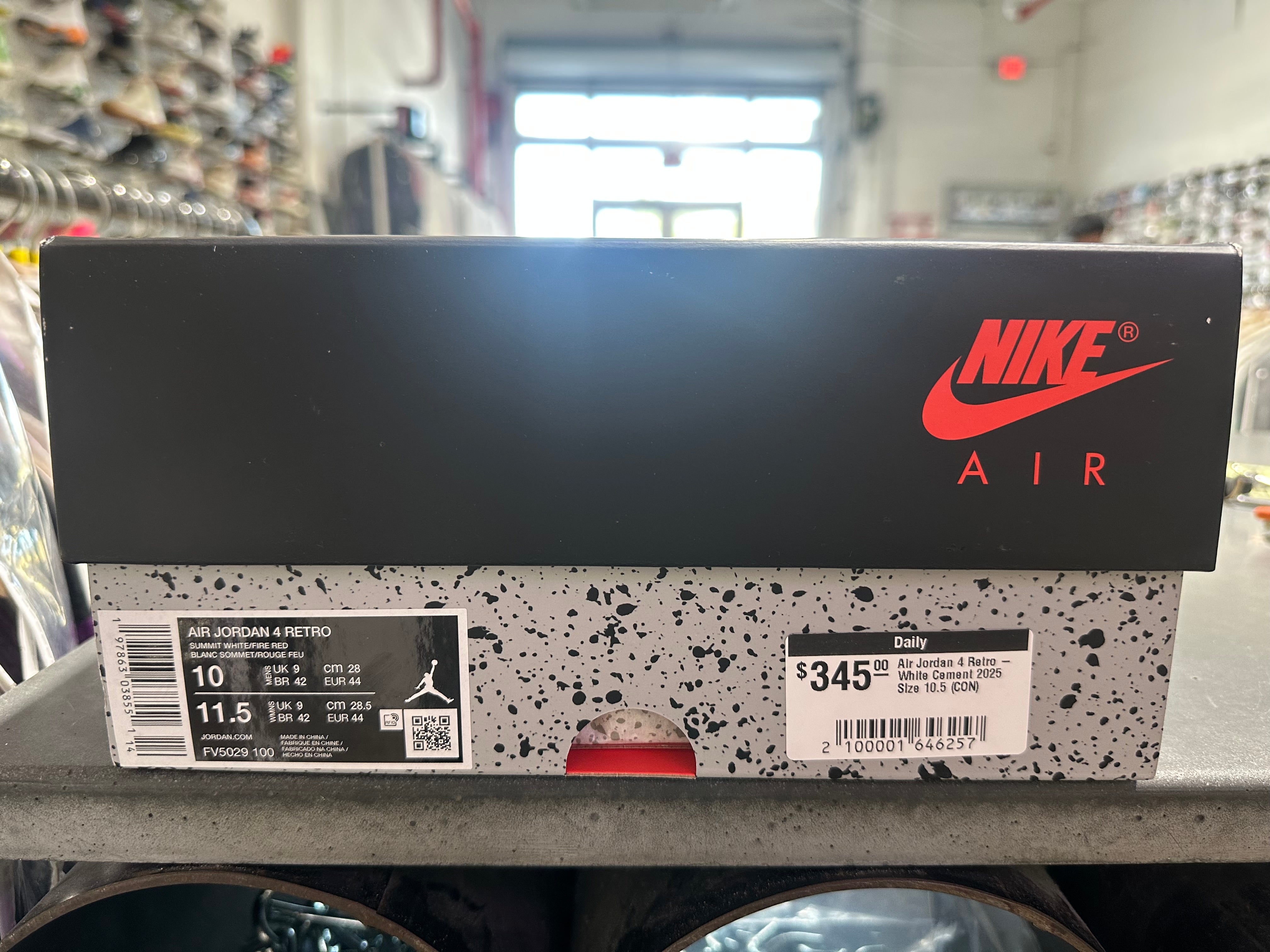 Air Jordan 4 Retro - White Cement 2025 SIze 10