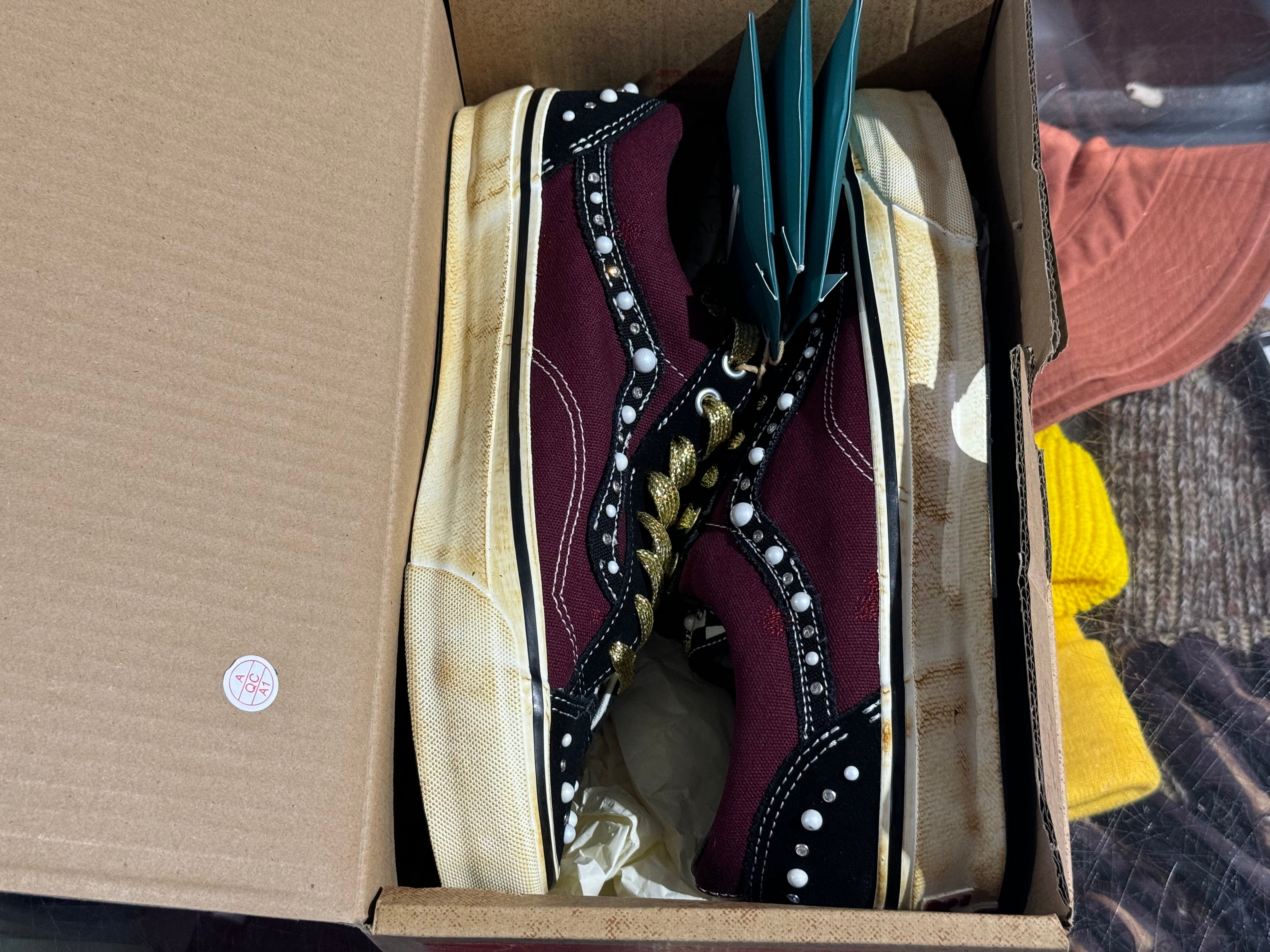 Vans x Satoshi Nakamoto OTW Old Skool Reissue 36 - Friends & Family/Burgundy Size 9