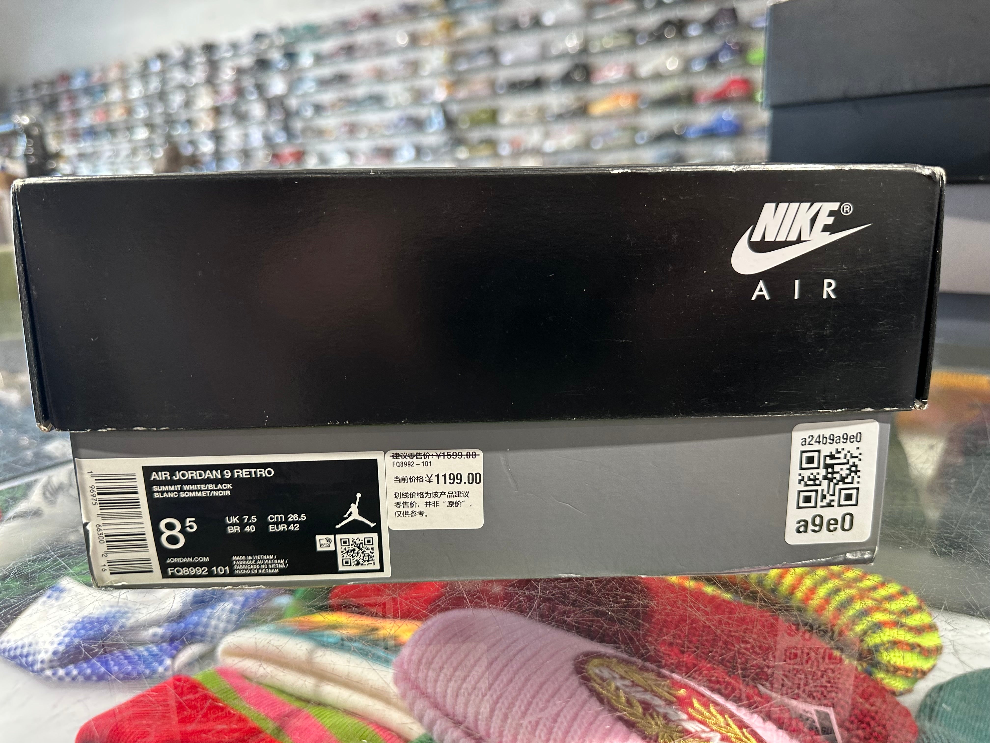 Air Jordan 9 Retro - Powder Blue Size 8.5