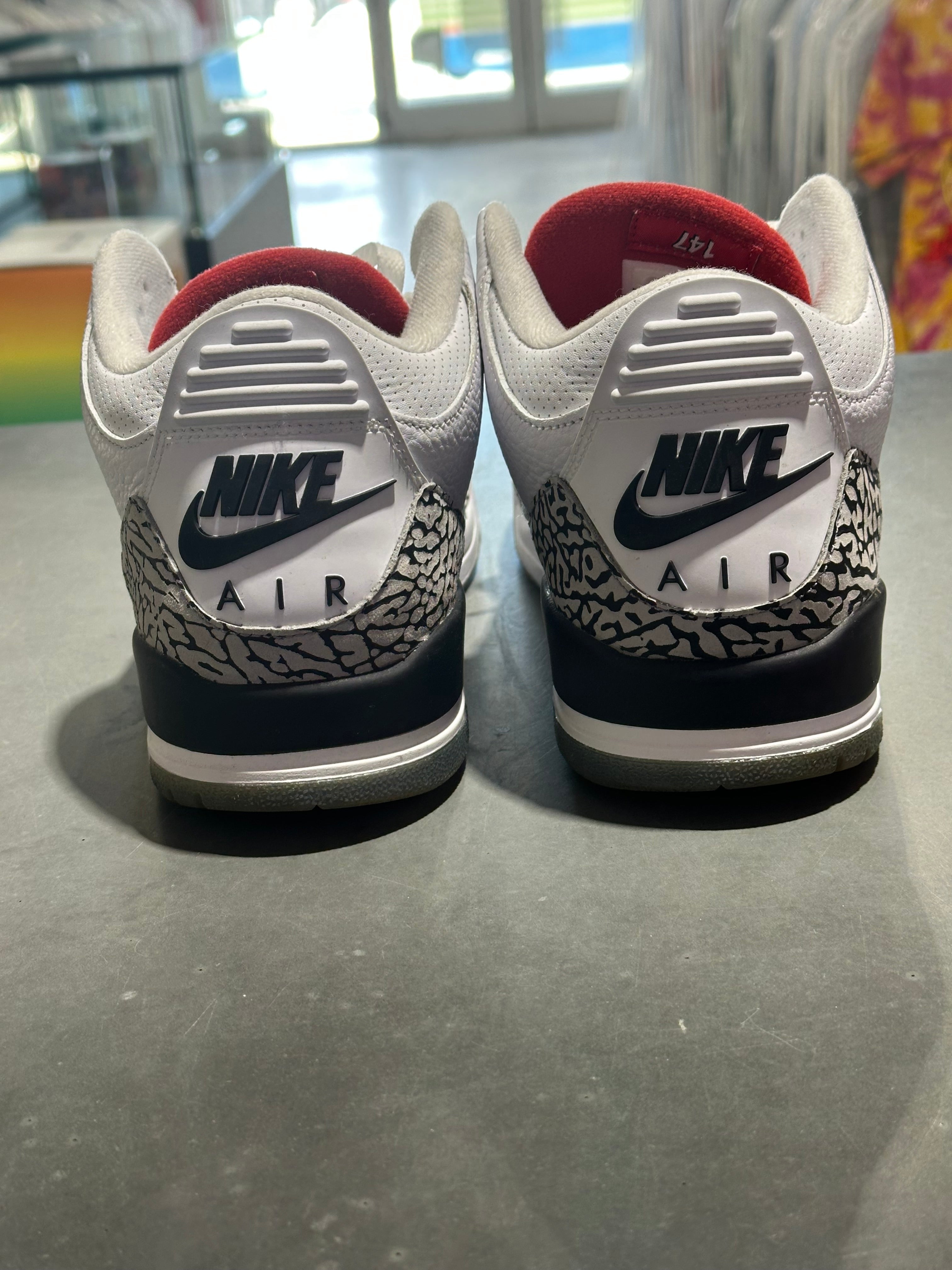 Air Jordan 3 Retro - Free Throw Line White Cement Size 11