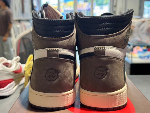Air Jordan 1 Retro High OG SP Travis Scott - Mocha Size 11