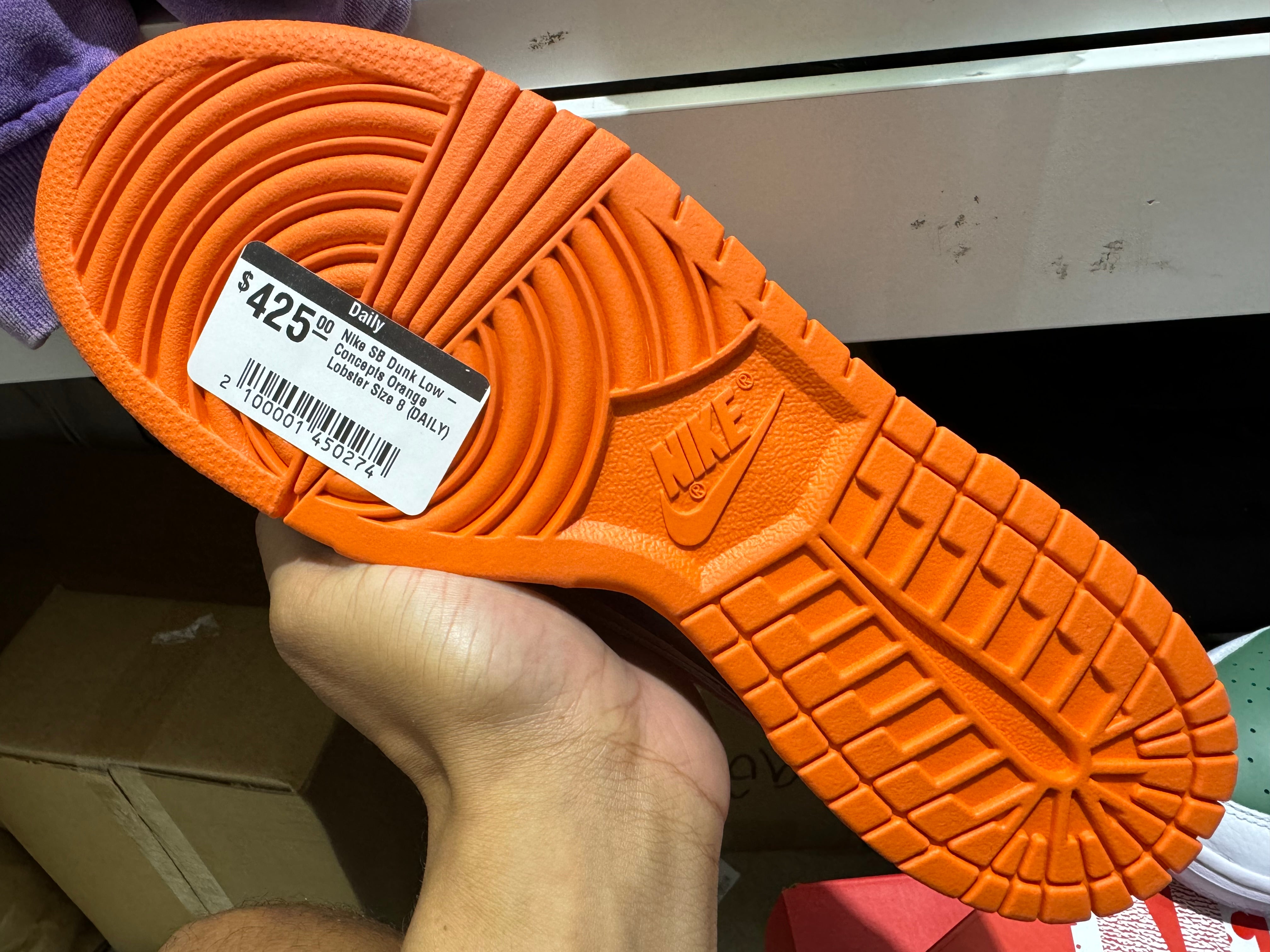 Nike SB Dunk Low - Concepts Orange Lobster