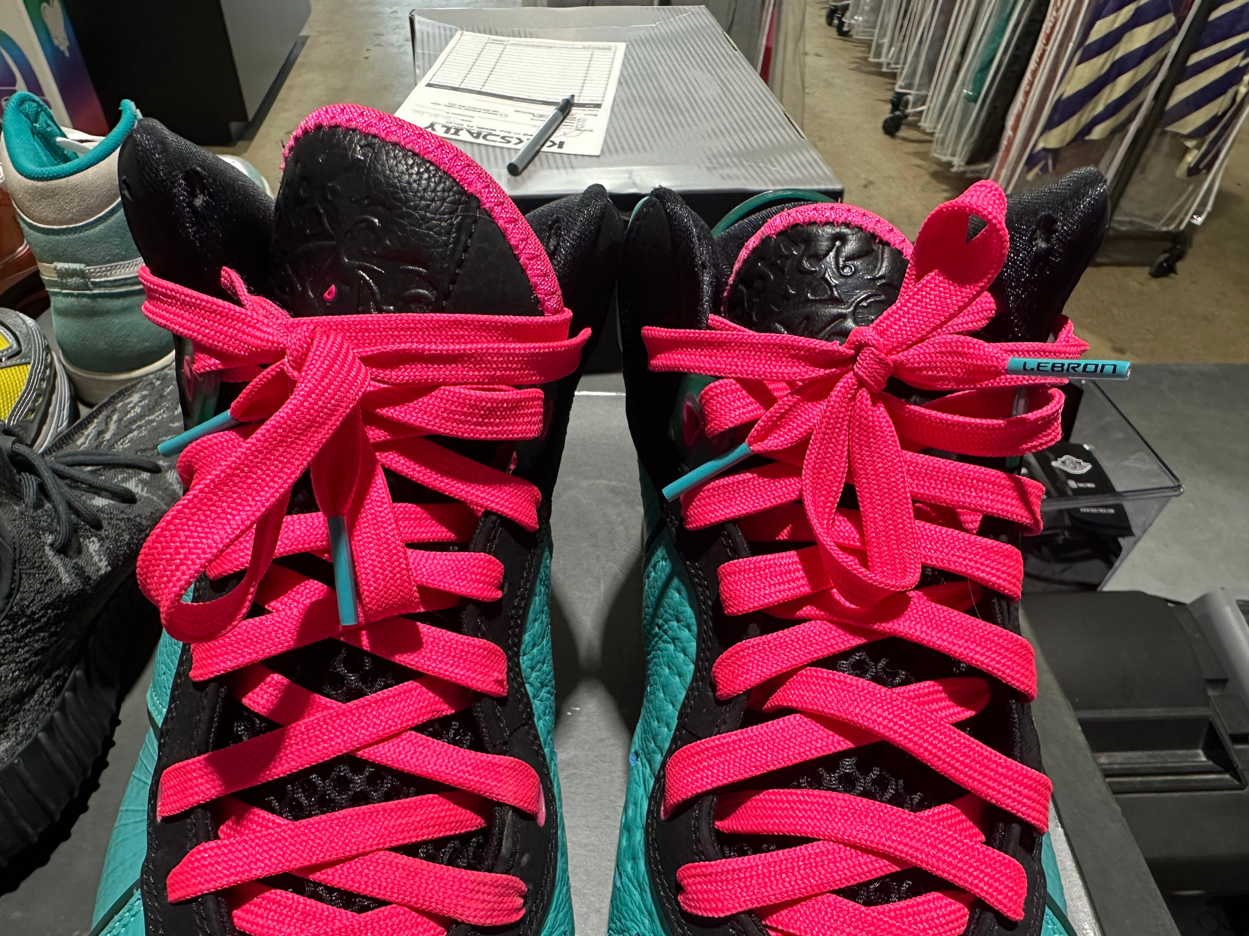 Nike Lebron 8 QS - South Beach Size 9