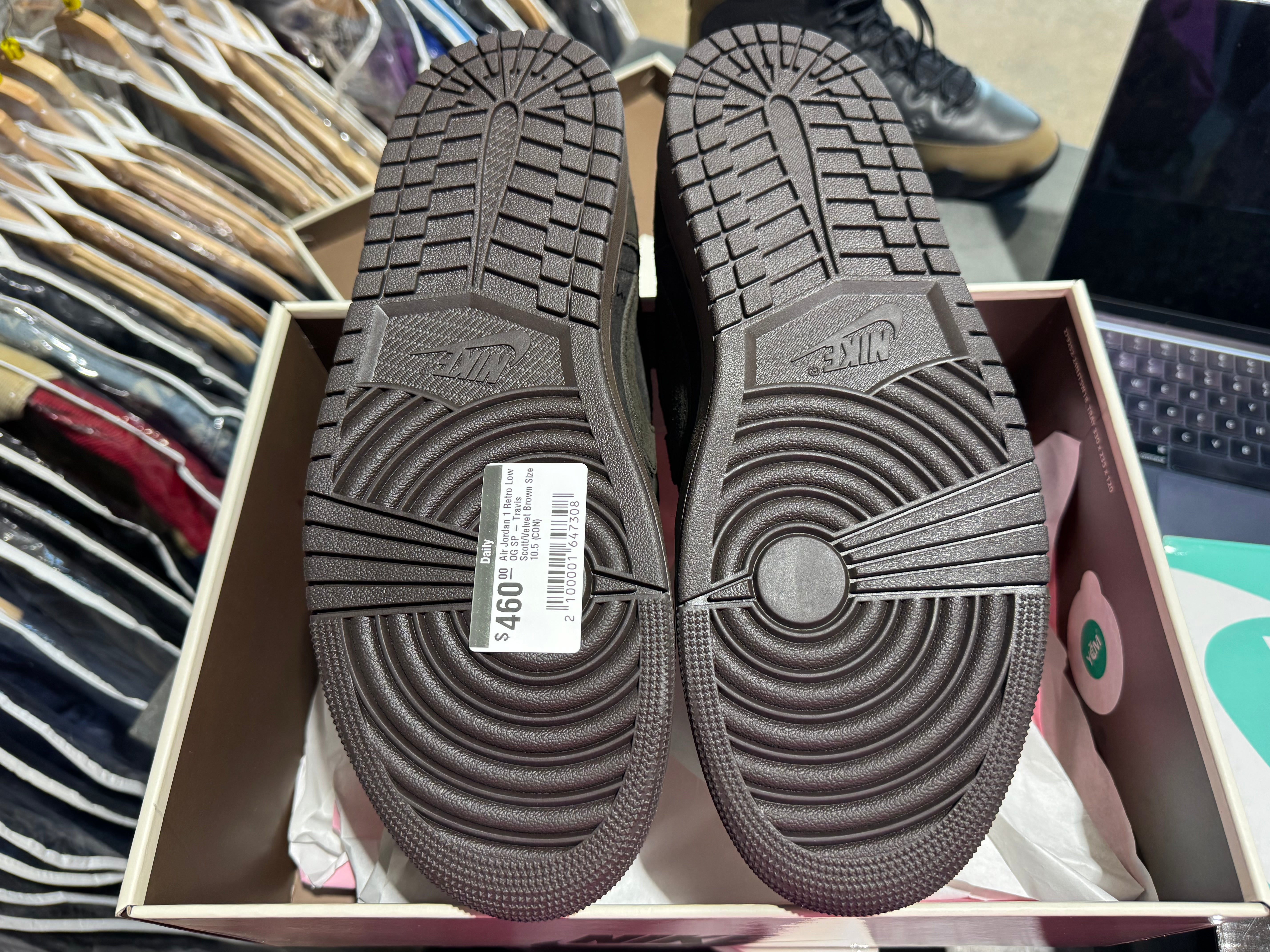 Air Jordan 1 Retro Low OG SP - Travis Scott/Velvet Brown Size 10.5