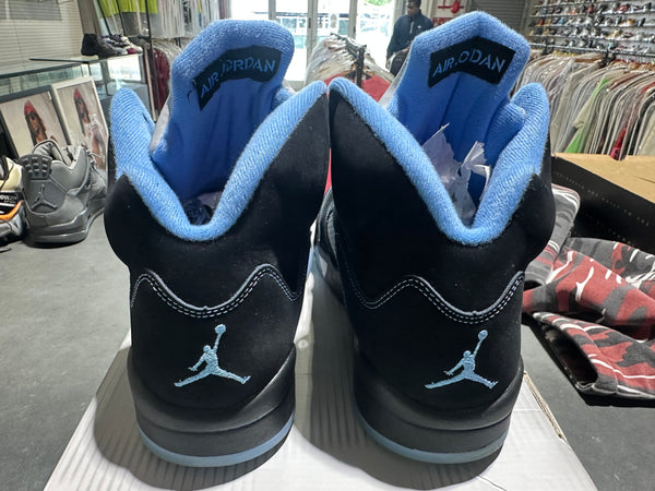 Air Jordan 5 Retro - Black University Blue Size 9.5