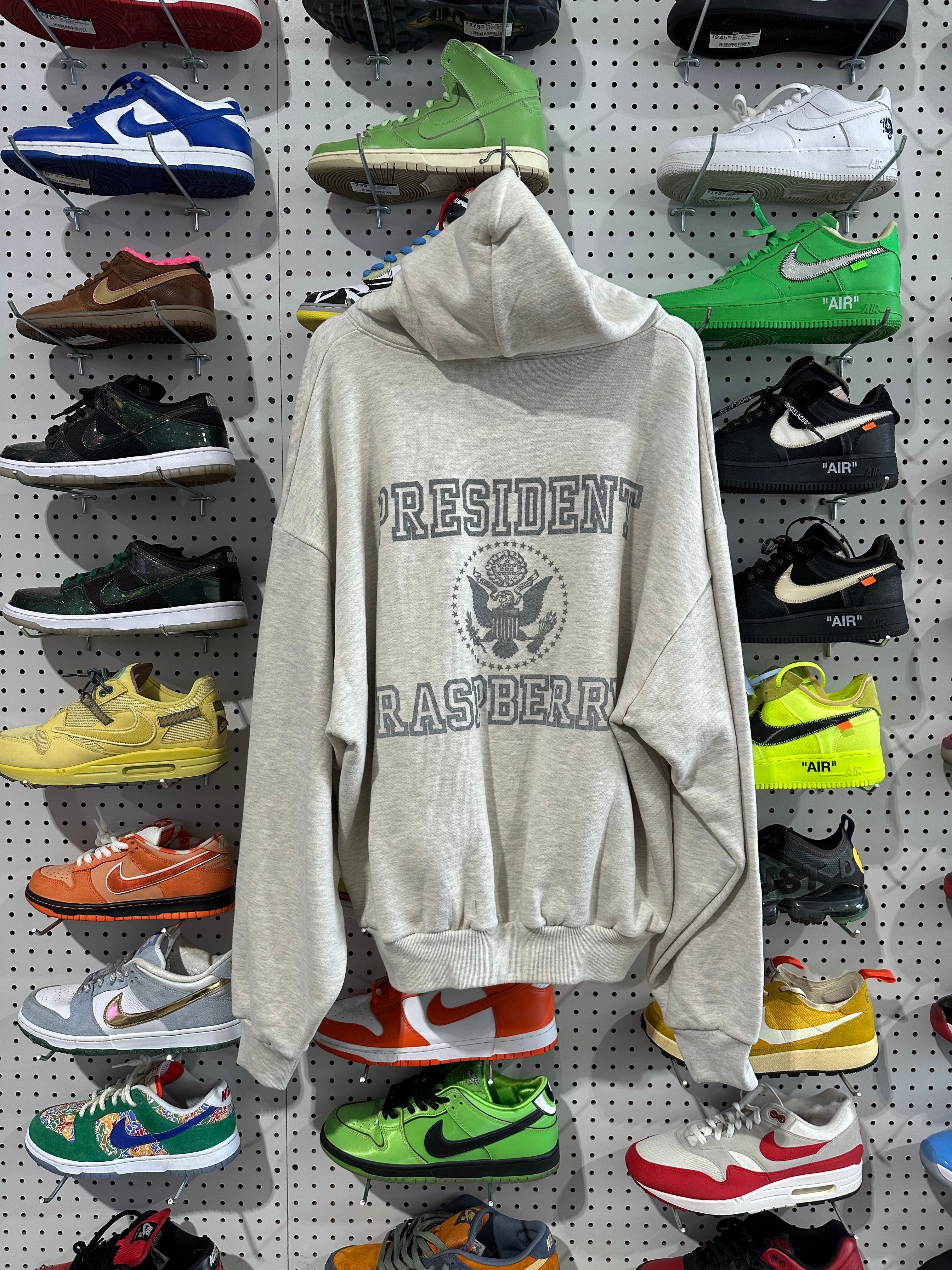 NEW GV Gallery President Raspberry Hoodie - Grey kkSize Large