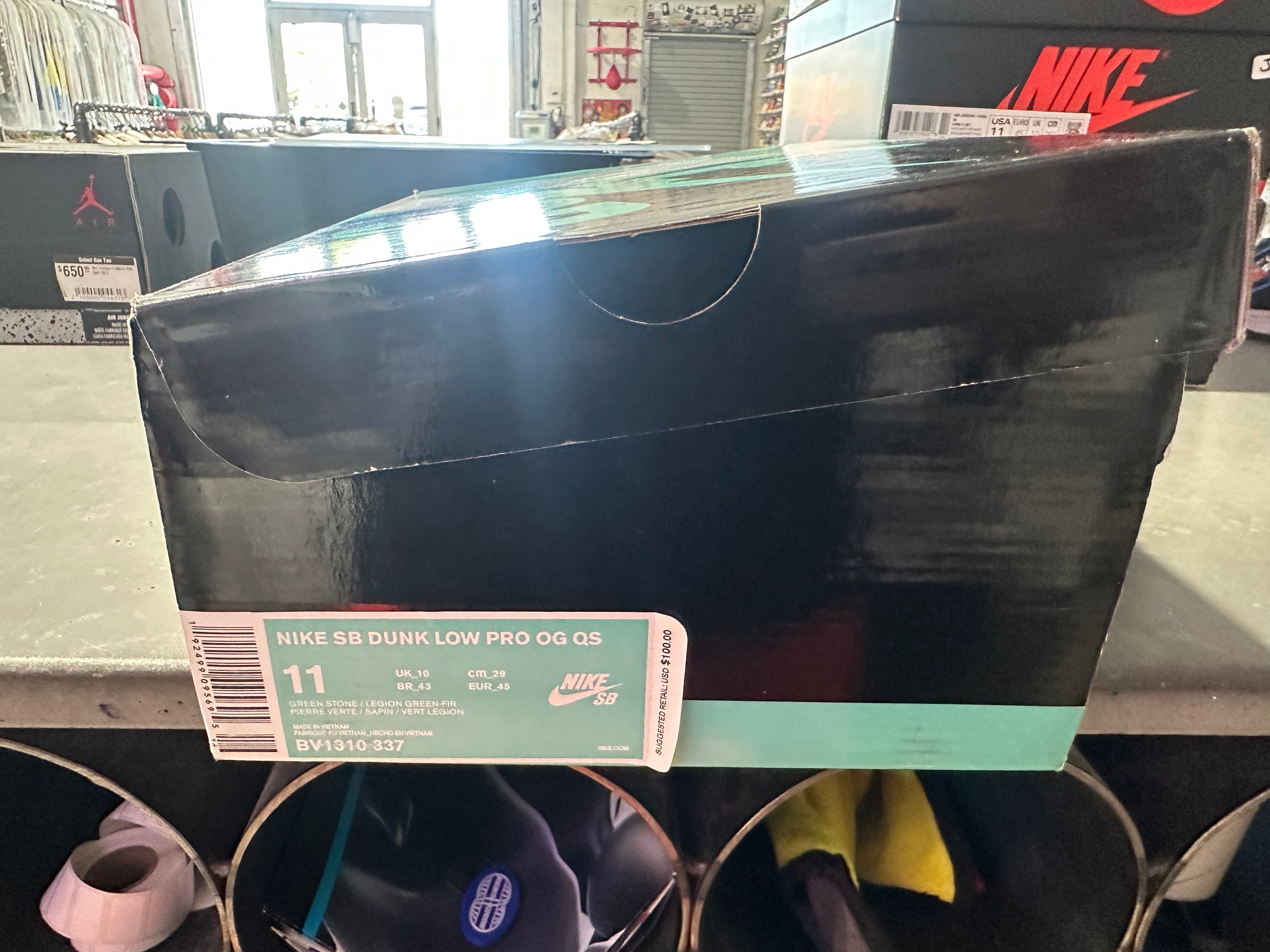 Nike SB Dunk Low Pro OG QS - Green Lobsters/Special Box Size 11