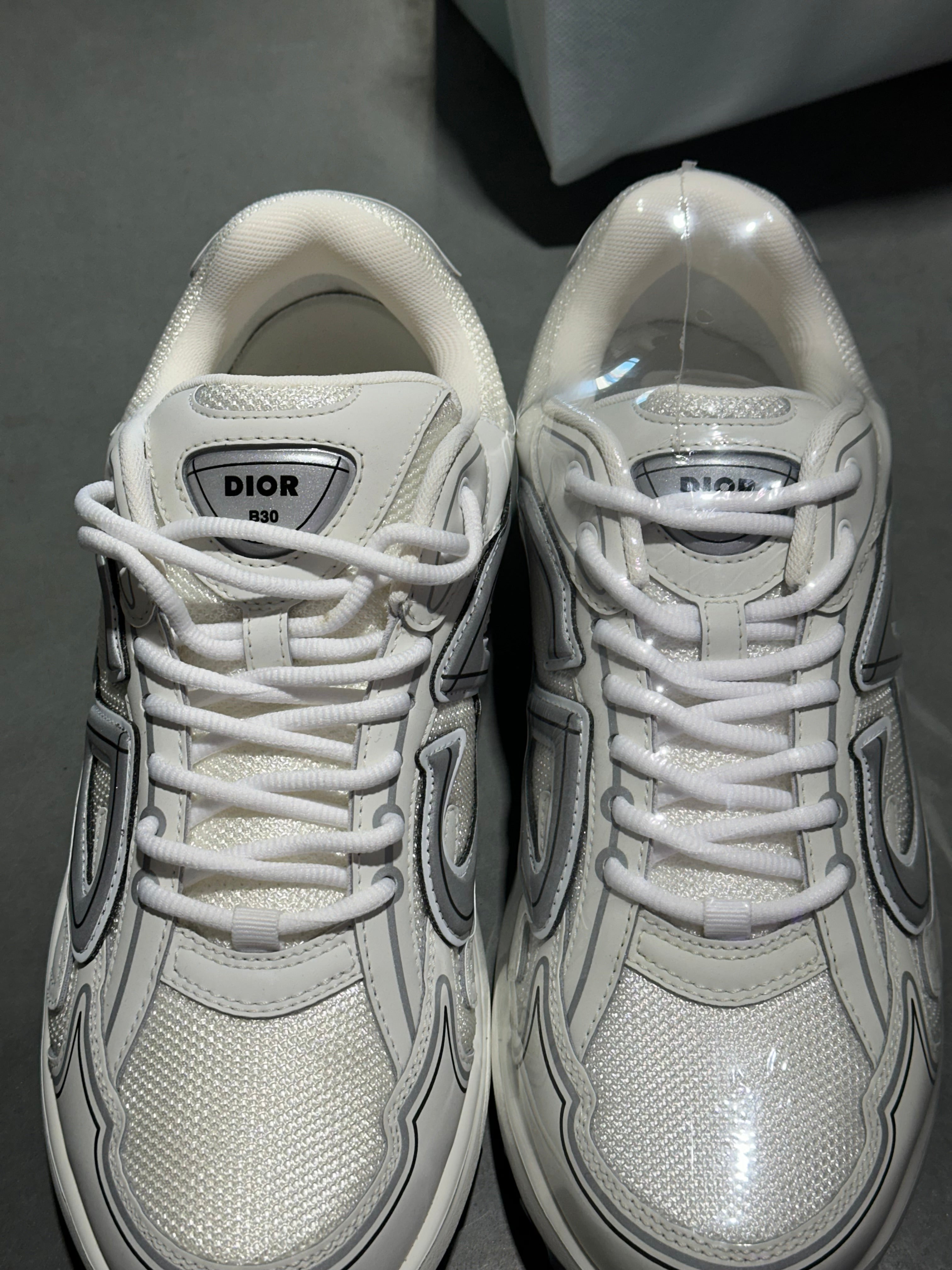 Dior B30 - White Size 42 / US 8