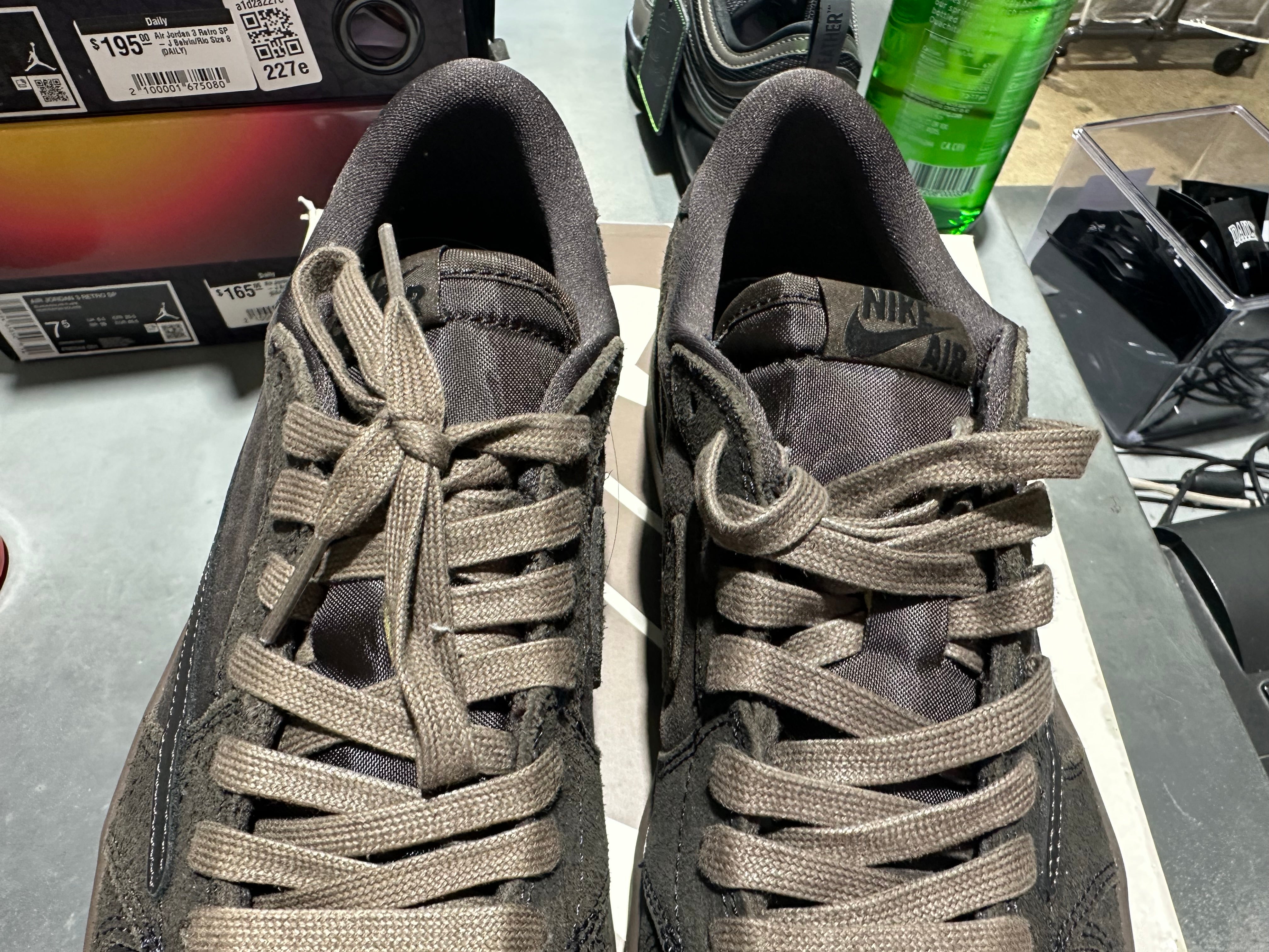 Air Jordan 1 Low OG SP - Travis Scott/Velvet Brown Size 9.5