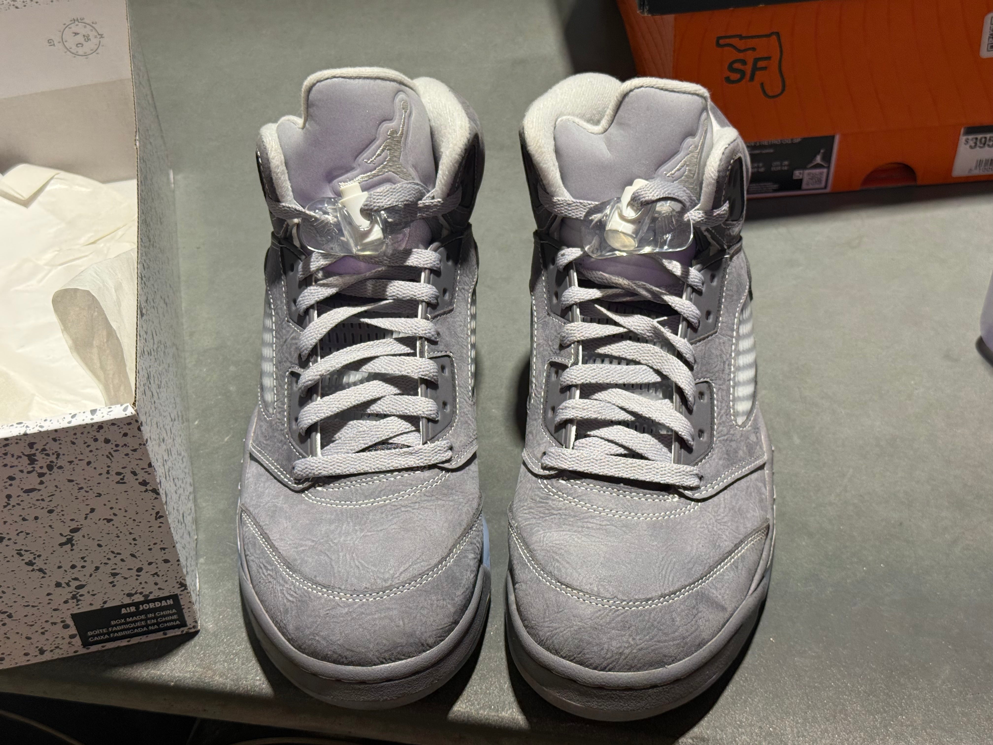Air Jordan 5 Retro - Wolf Grey Size 9