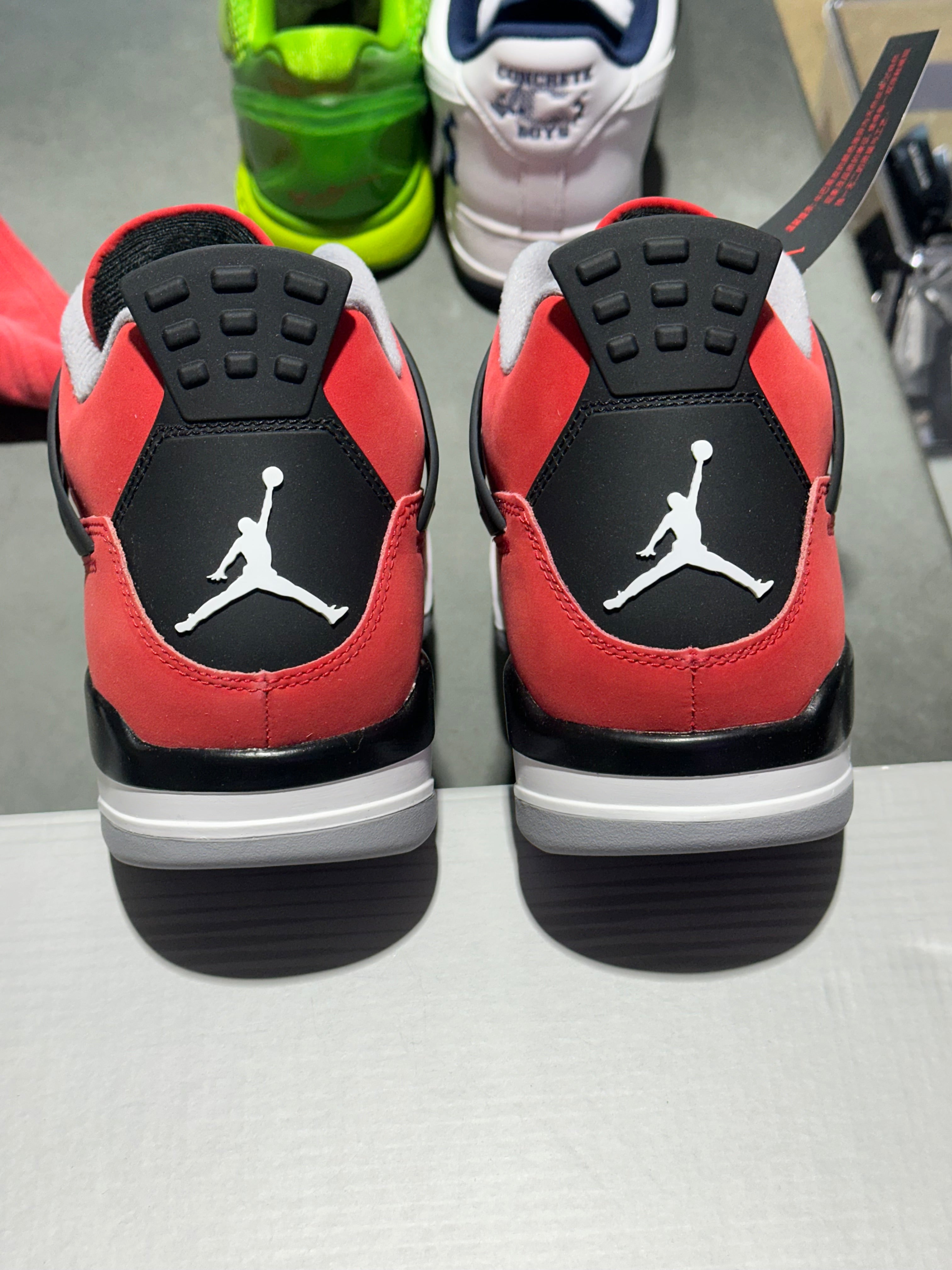 Air Jordan 4 Retro - Toro Size 11