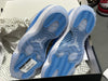 Air Jordan 11 Retro Low - UNC Size 9