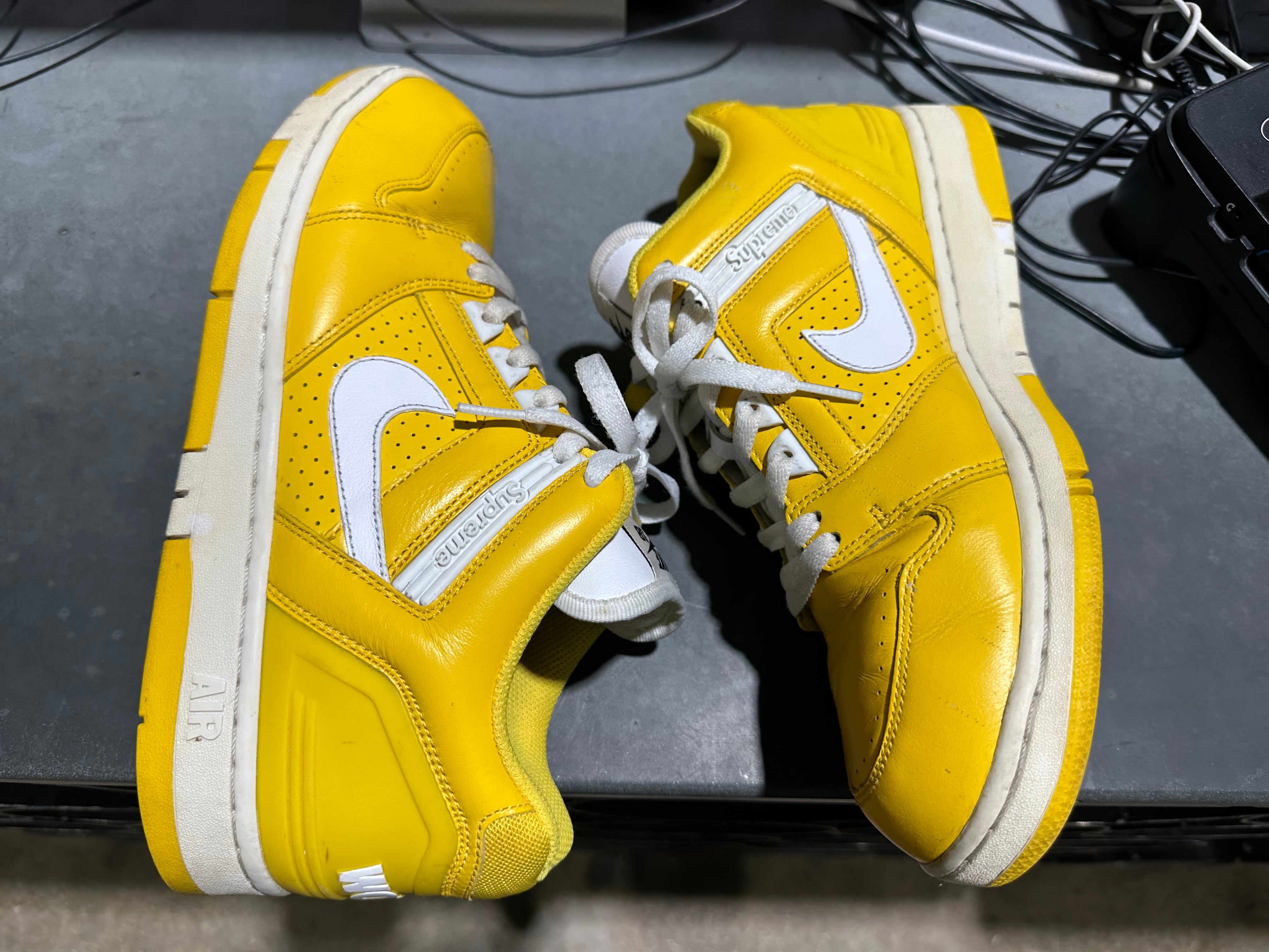 Nike SB Air Force 2 Low Supreme - Yellow Size 10